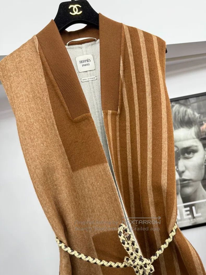 Hermes Hermes Gold Brown Cashmere Vest Size XXS / US 00 / IT 34 - 2 Thumbnail