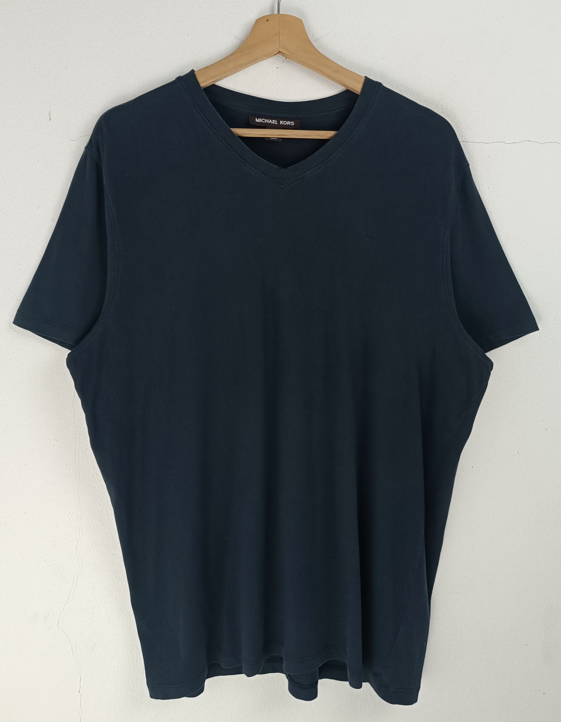 Michael Kors VINTAGE FADED MICHAEL KORS DISTRESSED V NECK TEE Size US L / EU 52-54 / 3 - 3 Thumbnail