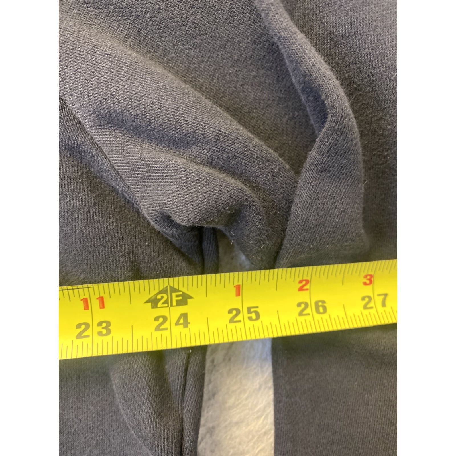 Champion Champion Men's Sweatshirt Pullover XL Active Logo Long Sleeve Black Fleece /109-36 Size US XL / EU 56 / 4 - 4 Thumbnail