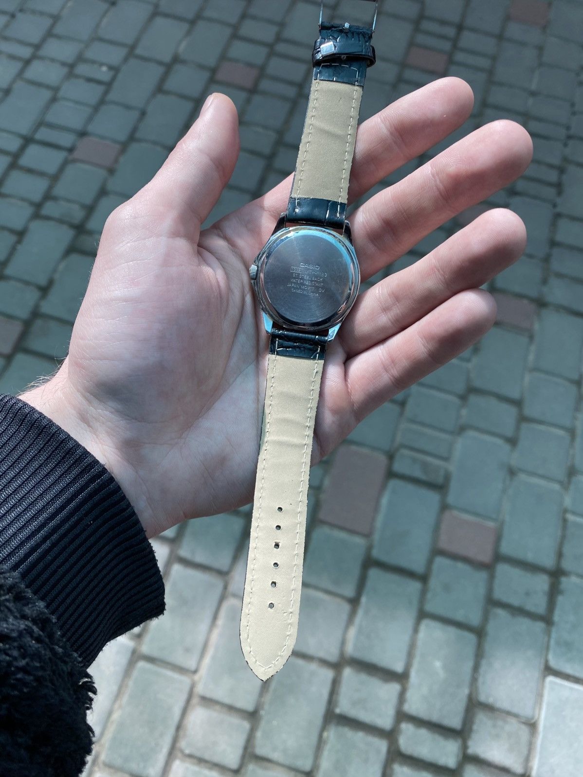 Casio Vintage Casio MTP-1183 Minimalist Date Watch Size ONE SIZE - 5 Thumbnail
