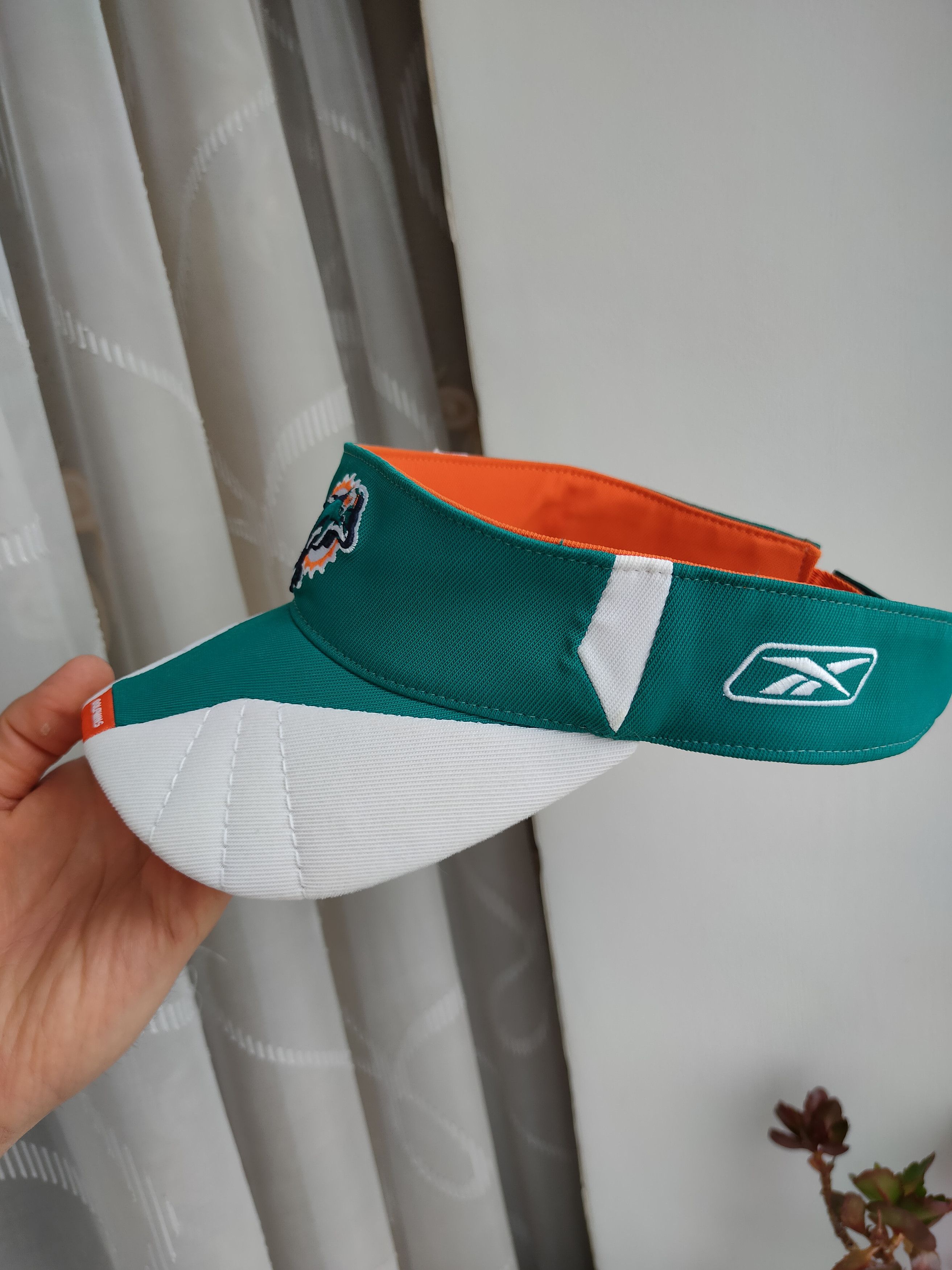 Reebok Reebok NFL Miami Dolphins vintage visor cap hat Size ONE SIZE - 9 Thumbnail
