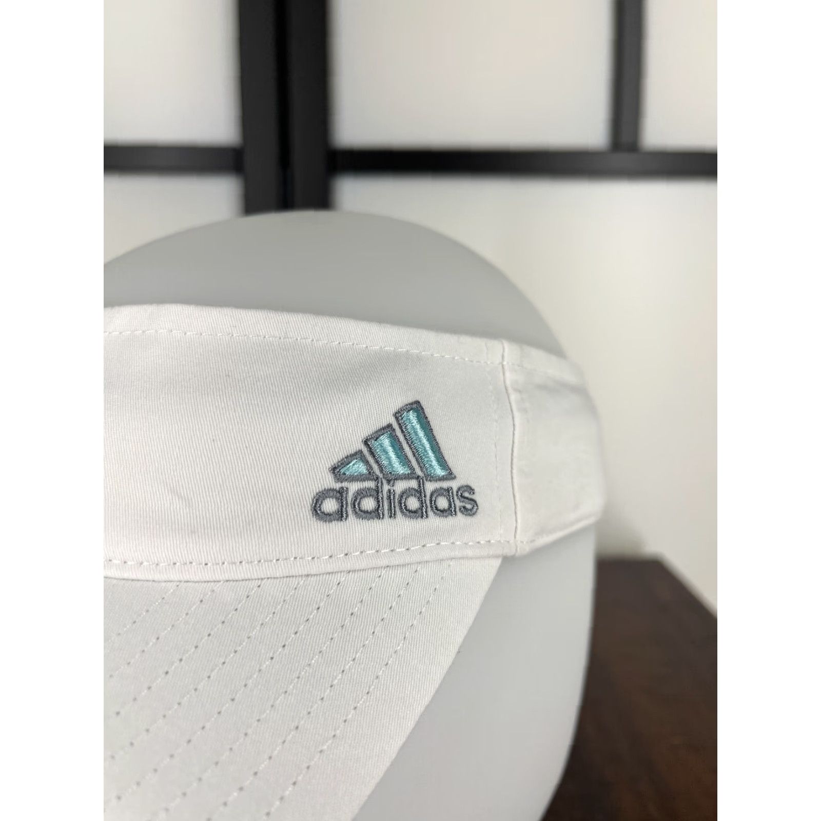 Adidas adidas Visor Adult One Size White Twill Cotton Tennis Golf Aeroready Hat/Cap Men’s Women’s? Size ONE SIZE - 2 Thumbnail