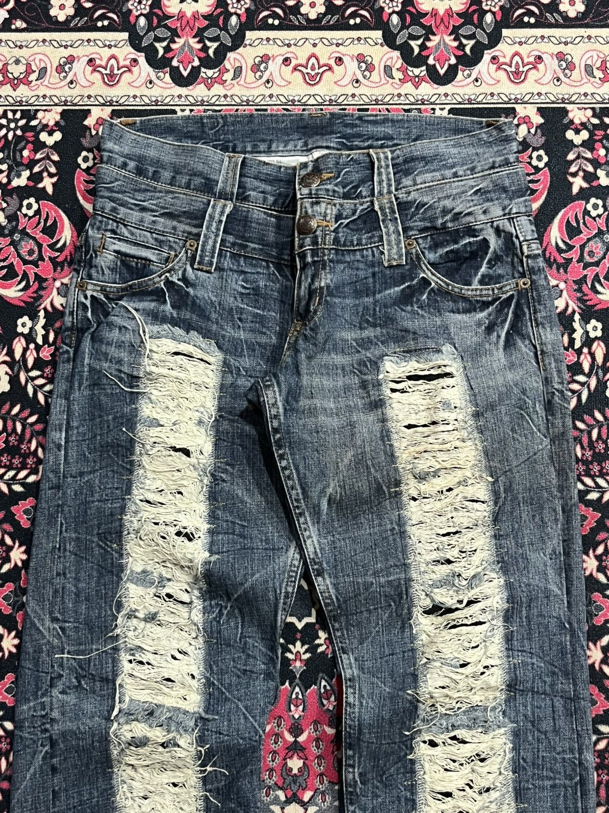 Hysteric Glamour Japanese Brand Daily News Double Waist Distressed Blue Jeans Size US 33 - 4 Thumbnail