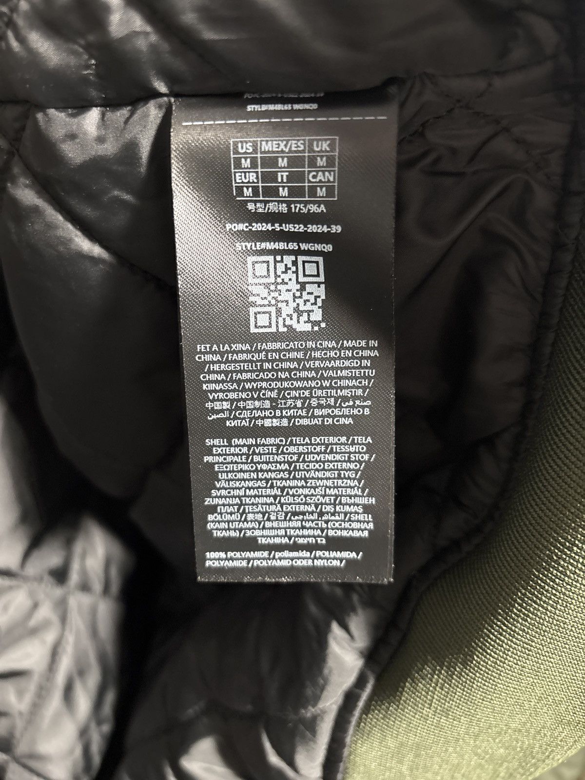 Guess Guess Bomber Jacket W/Removable Hood. Size US M / EU 48-50 / 2 - 8 Thumbnail