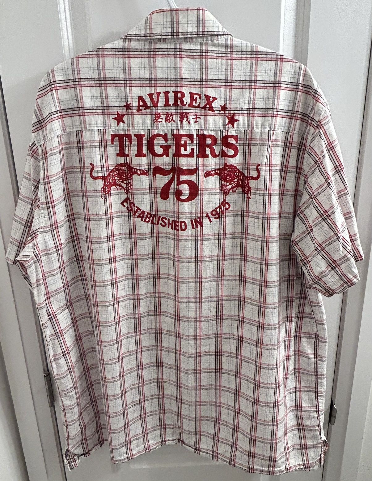 Other Avirex Men’s White & Red Plaid Shirt - Size XL Size US XL / EU 56 / 4 - 6 Thumbnail