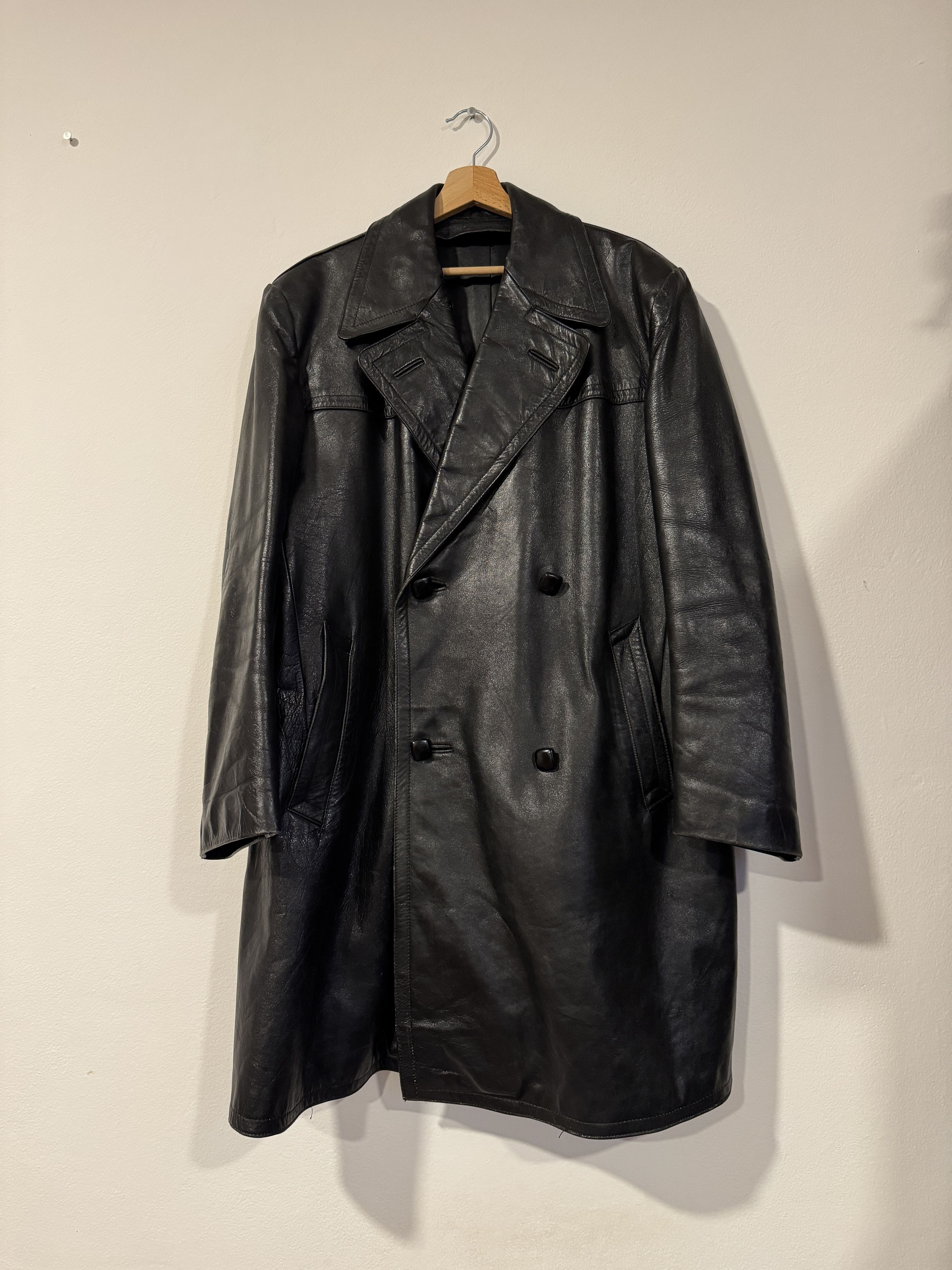 Vintage Leather trench coat vintage archive 80s tailored L Size US L / EU 52-54 / 3 - 1 Thumbnail
