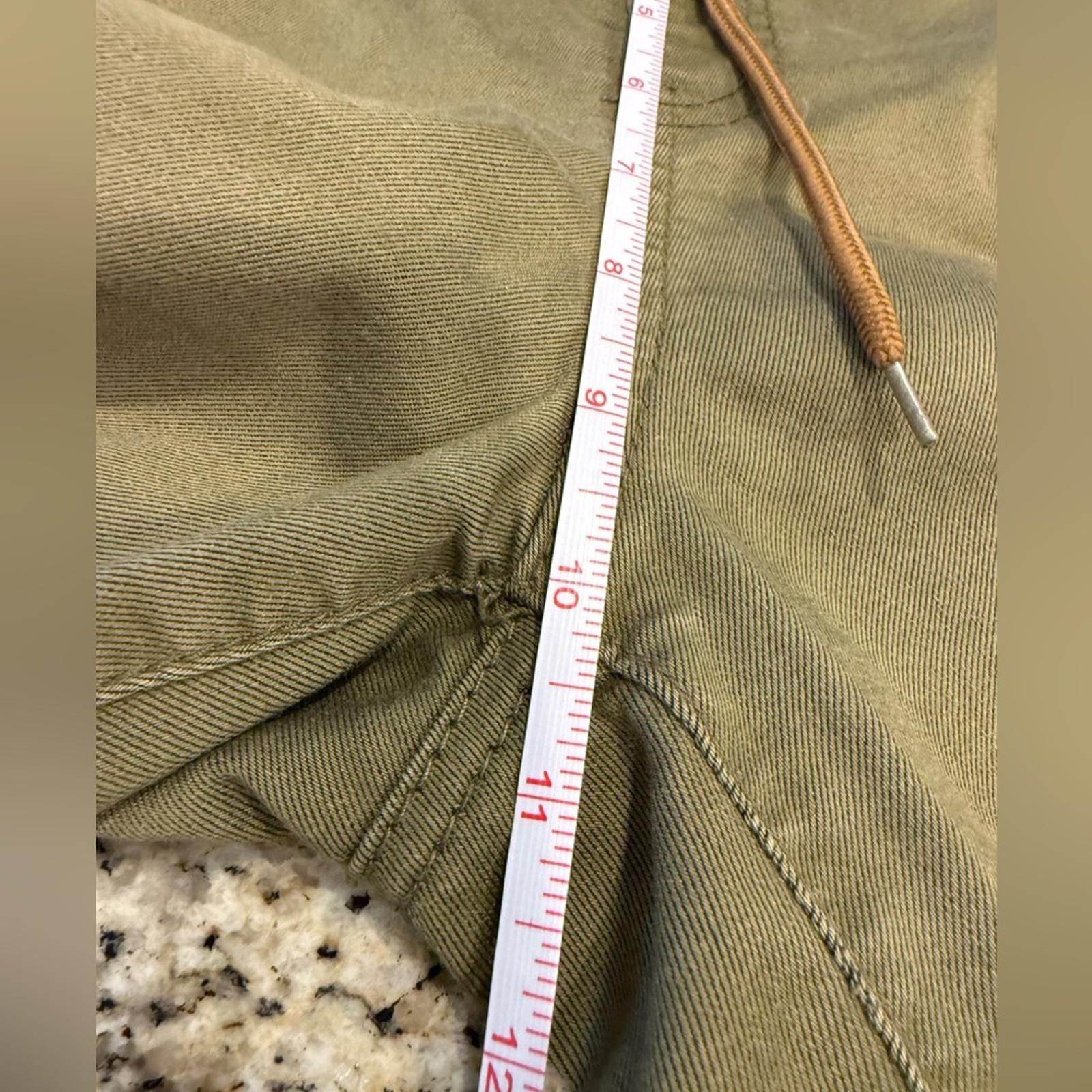 Other Oak & Poppy khaki pants elastic waist & cuffs SZ 8 FLAW Size 30" / US 8 / IT 44 - 7 Thumbnail