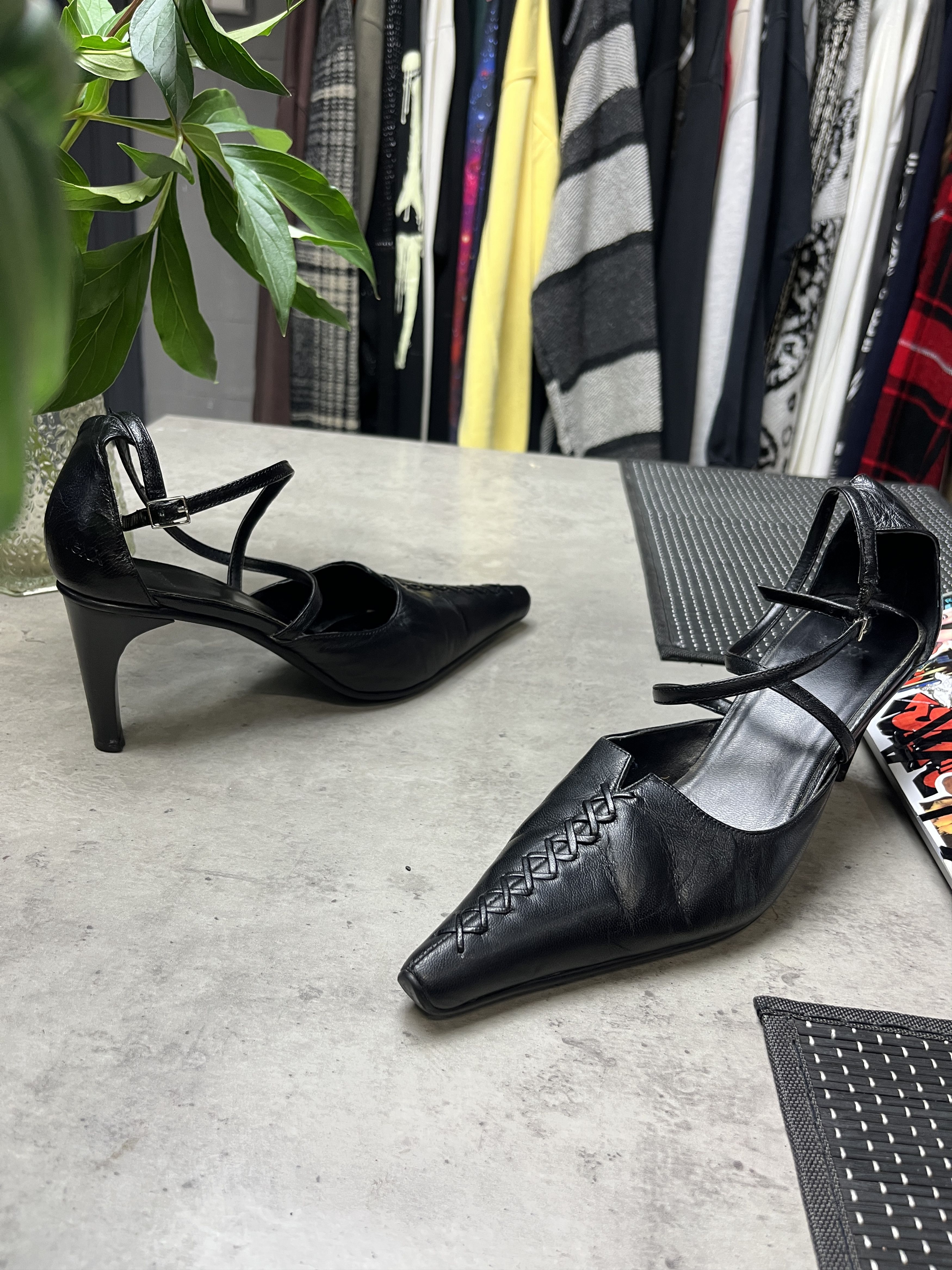 Other 2000s MEXX STRAPPY POINTED TOE KITTEN HEELS - 5116 Size US 7.5 / IT 37.5 - 3 Thumbnail