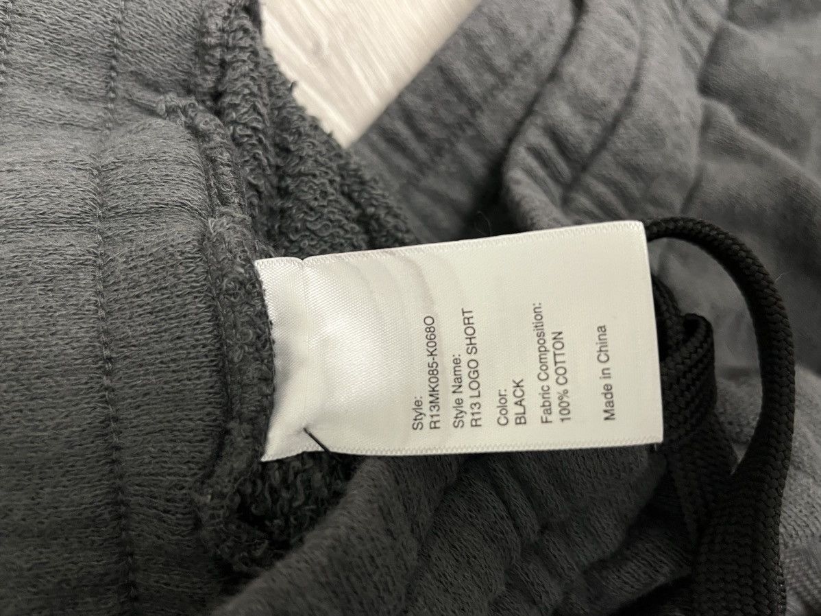 R13 Logo short. XL Size US 34 / EU 50 - 6 Thumbnail