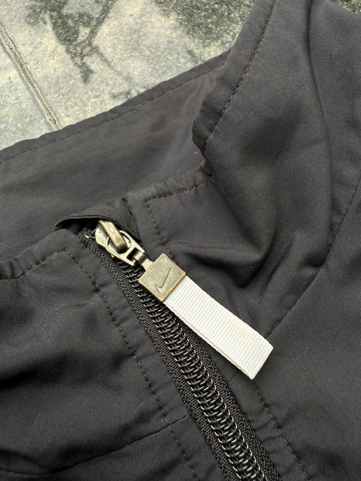 Nike 90’s NIKE RARE SWOOSH Y2K RETRO VINTAGELOGO ZIP NYLON JACKET Size US XL / EU 56 / 4 - 8 Thumbnail