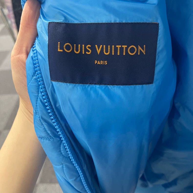 Louis Vuitton Louis Vuitton Klein Blue Three Flower Hanging Cotton Jacke Size US M / EU 48-50 / 2 - 3 Thumbnail