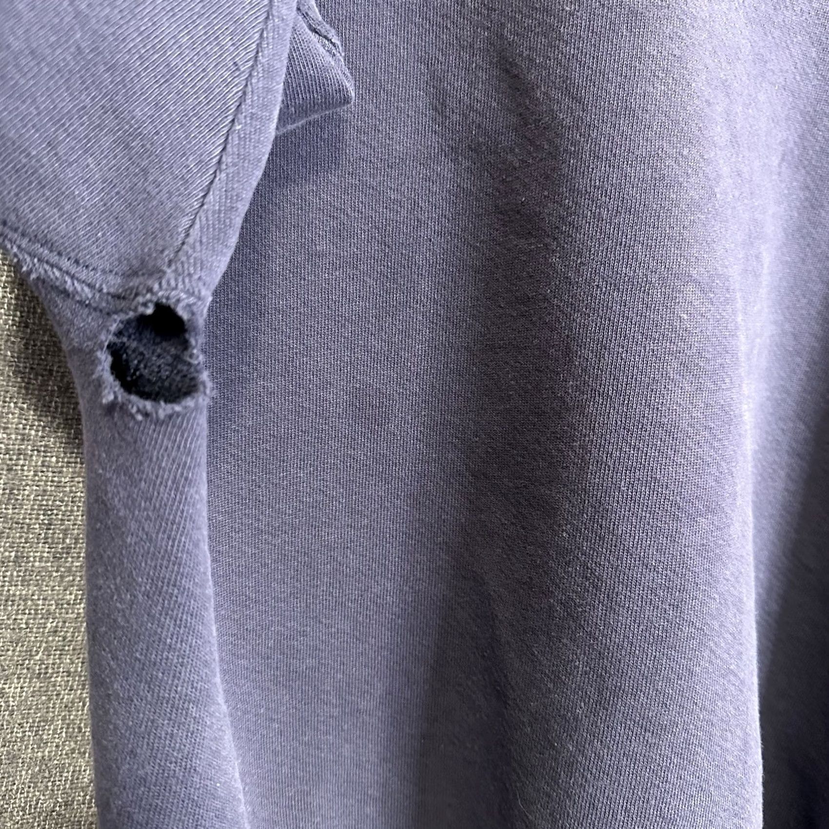 Russell Athletic VTG Russell Athletic Sweatshirt Crew Neck Long Sleeve Fleece Blue XL Pullover Men Distressed Logo PHOTO: 90s/00s/Varsity Size US XL / EU 56 / 4 - 8 Thumbnail