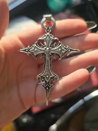 Japanese Brand Gothic Skeleton Cross Necklace Size ONE SIZE - 2 Thumbnail