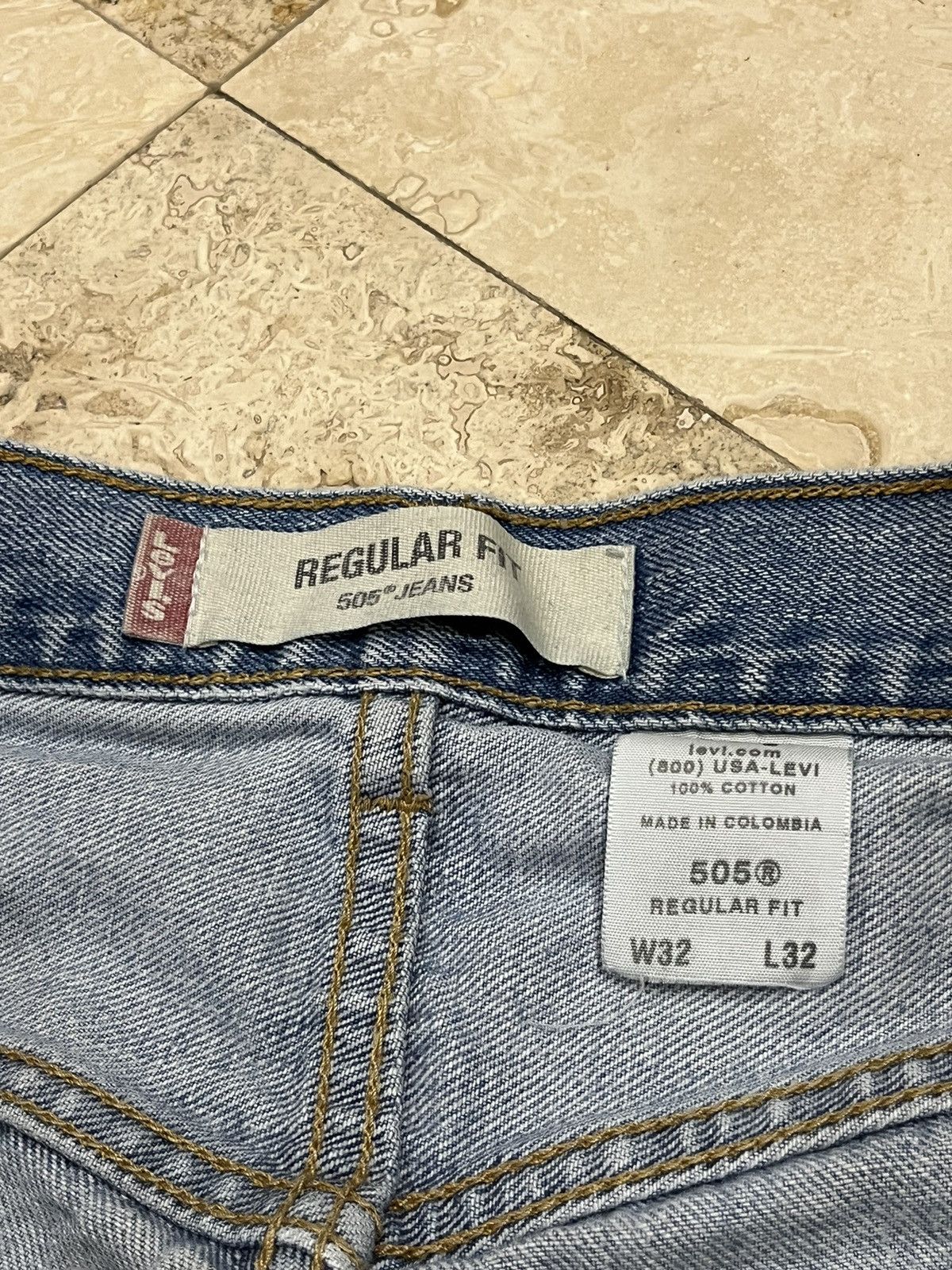 Levi's Distressed Levi’s 505 Light Wash Denim Jeans Size US 32 / EU 48 - 6 Thumbnail