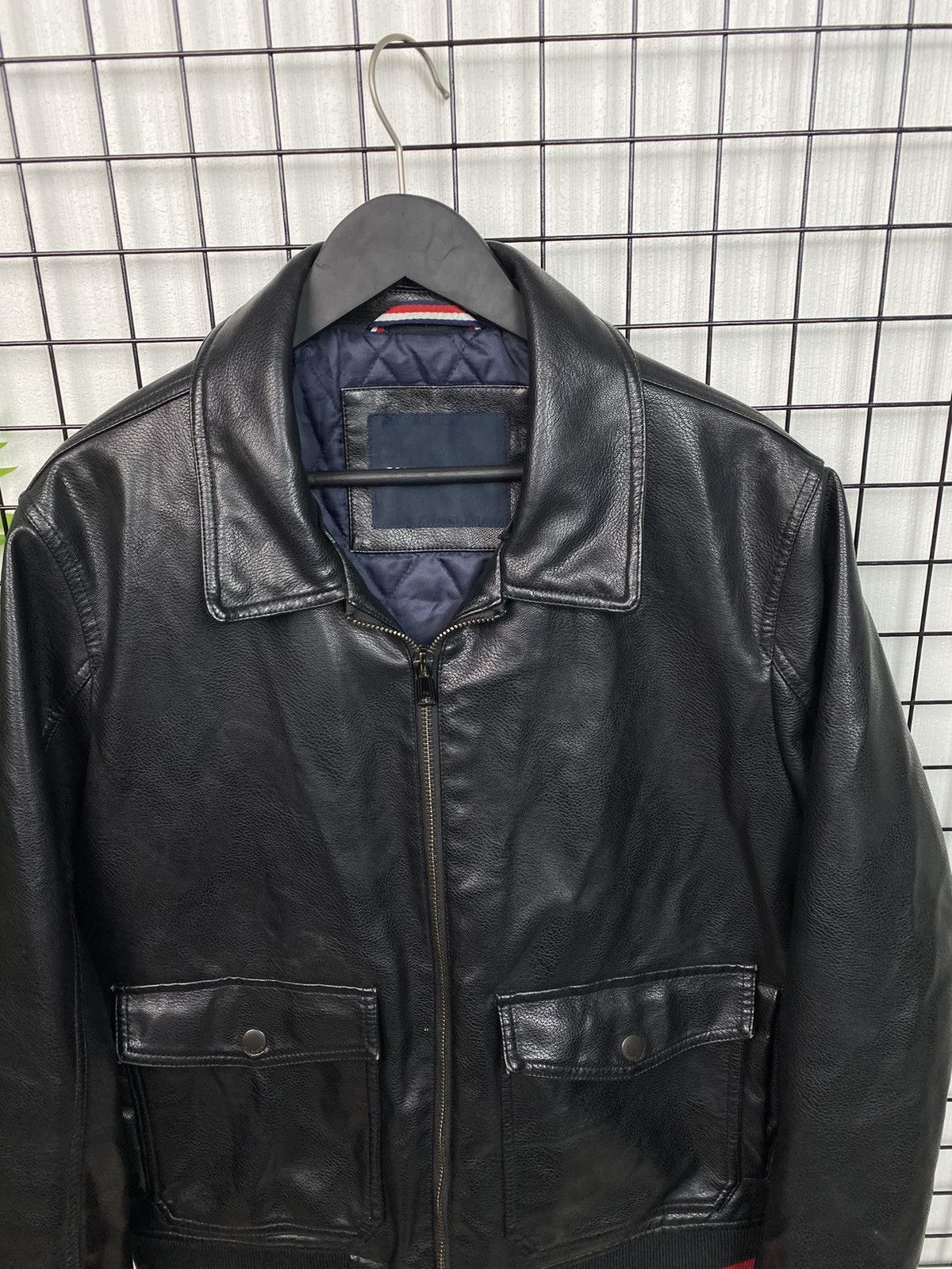 Tommy Hilfiger Rare Tommy Hilfiger Aviator Top Gun jacket Faux leather L Size US L / EU 52-54 / 3 - 5 Thumbnail