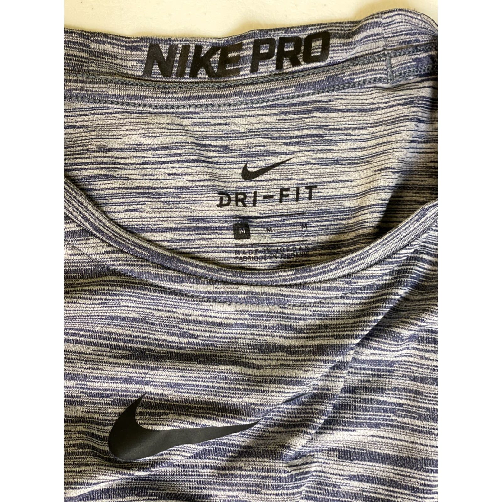 Nike Nike Pro Dri Fit Mens Medium Athletic Long Sleeve Pullover Gym Training Shirt Size US M / EU 48-50 / 2 - 5 Thumbnail