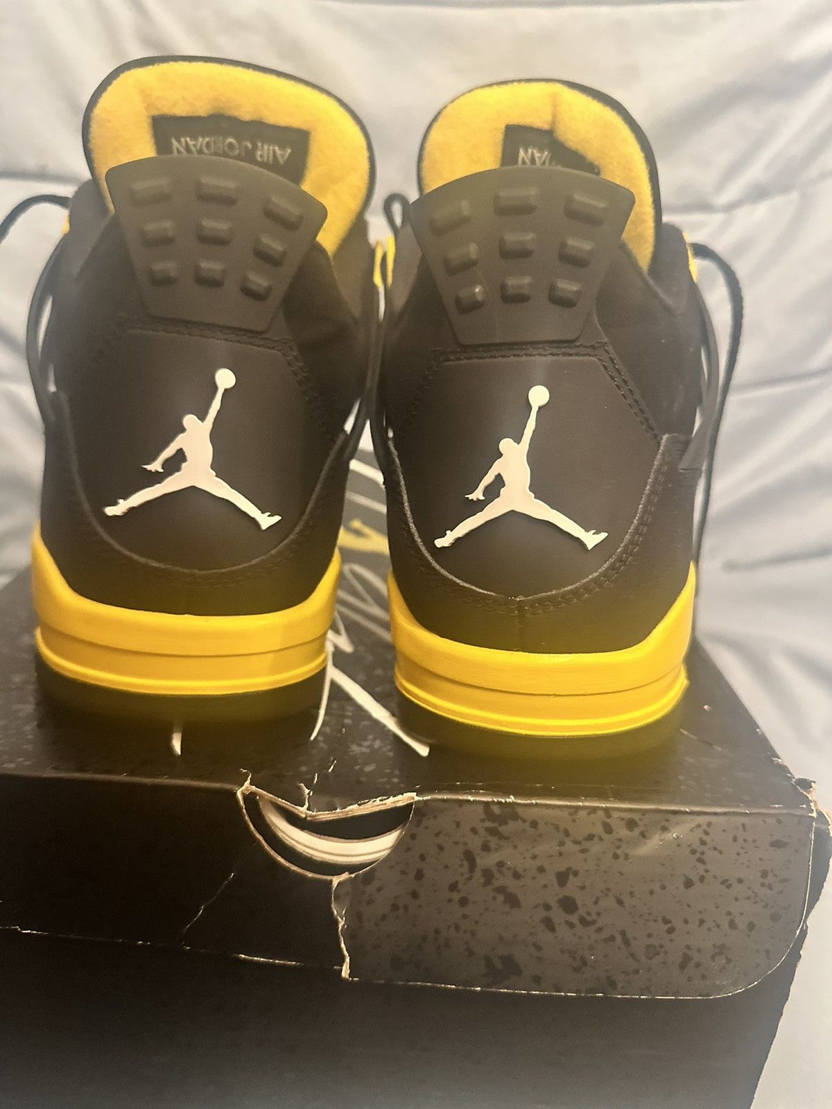 Jordan Brand Jordan thunders Size US 9 / EU 42 - 9 Thumbnail