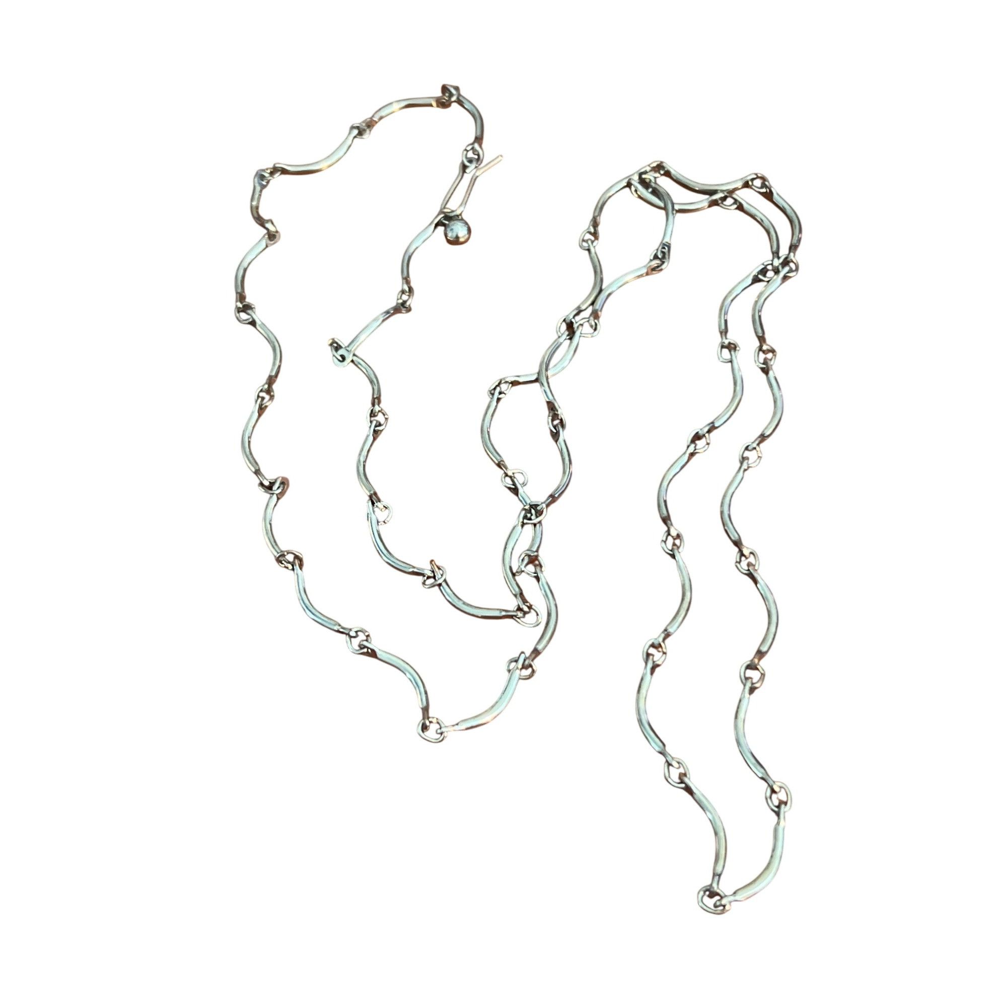 Other Vintage Silver Tone Articulated Necklace Scalloped Link Hook Size ONE SIZE - 3 Thumbnail