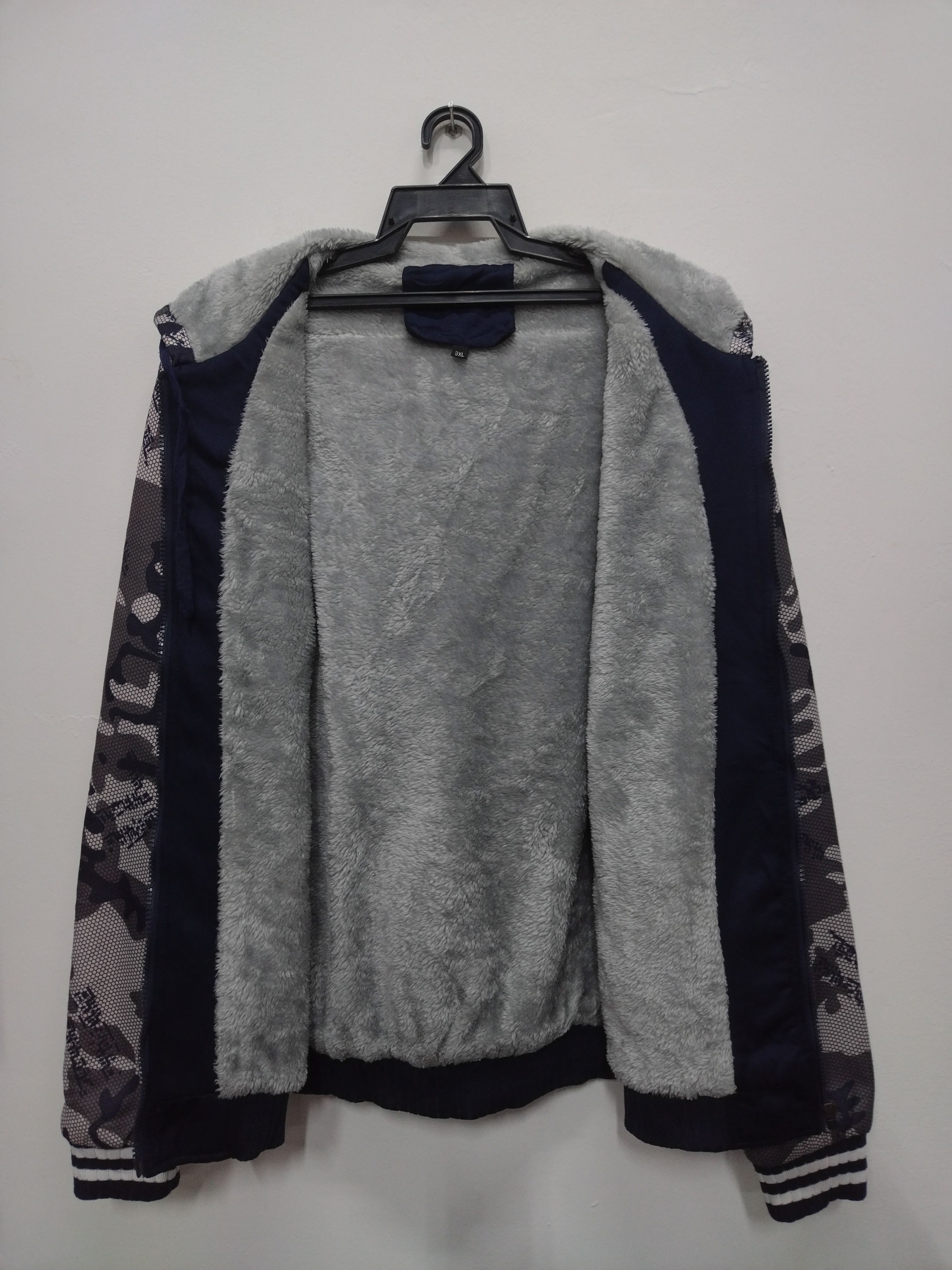 Other AWESOME DESIGN UNBRAND CAMOO VARSITY JACKET HOODIE Size US L / EU 52-54 / 3 - 7 Thumbnail