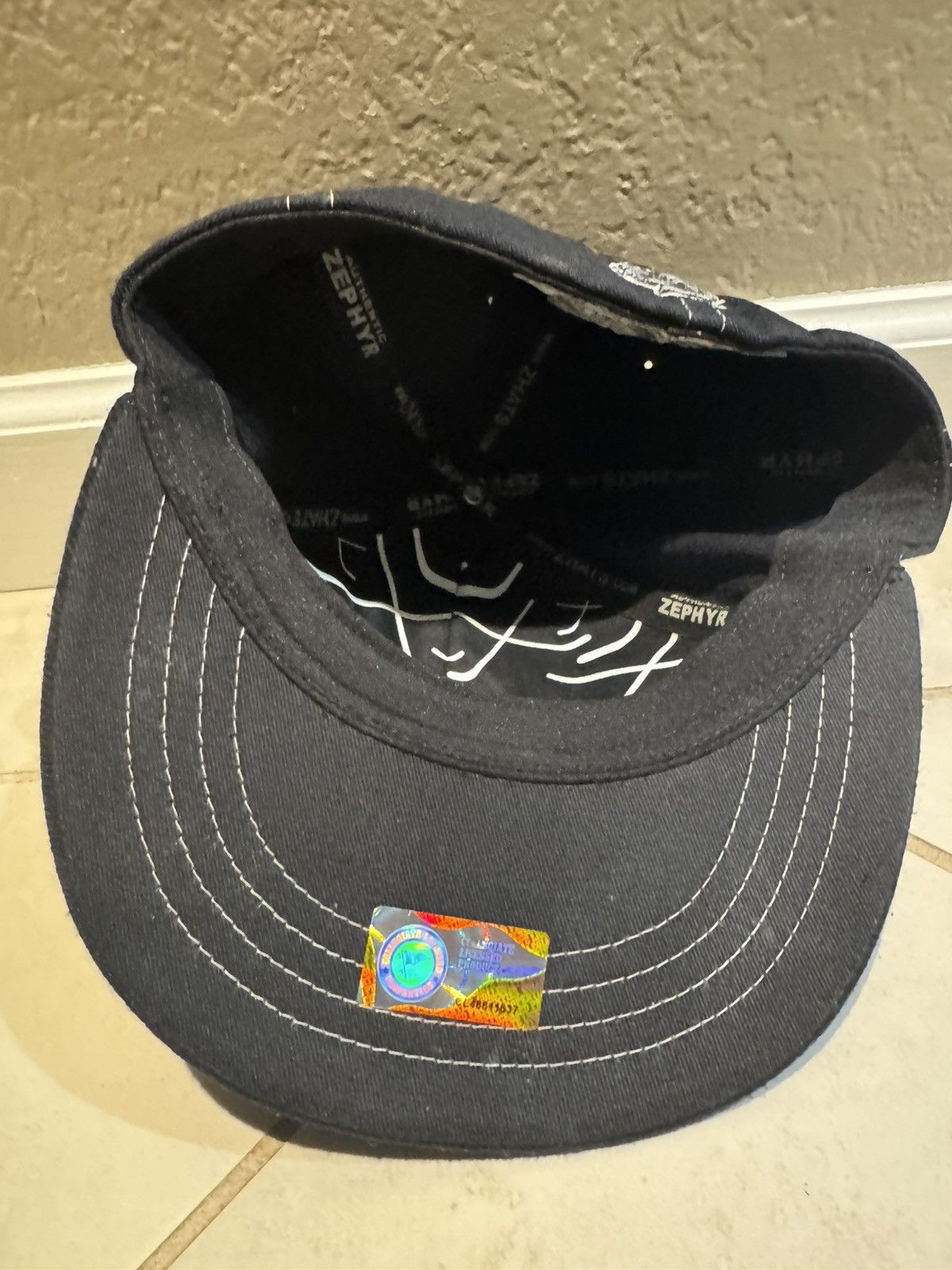 NCAA North Dakota UND Vintage Soux Hat Black Kids M/L Fitted Hat Size ONE SIZE - 5 Thumbnail