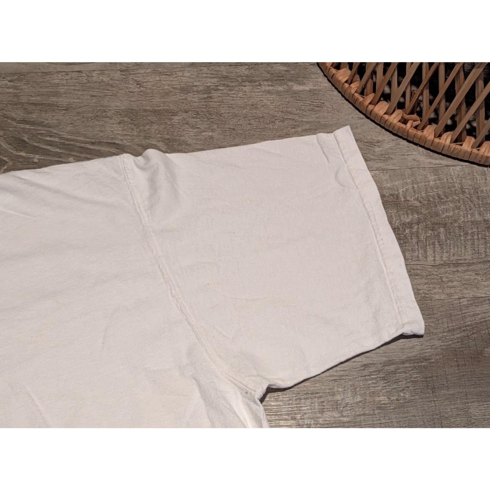 Vintage VINTAGE Carhartt Workwear T-Shirt Shirt XL White Graphic Tee Men - Hard At Work - Crew Neck - Short Sleeve - Cotton Blend - Loose Fit Size US XL / EU 56 / 4 - 3 Thumbnail