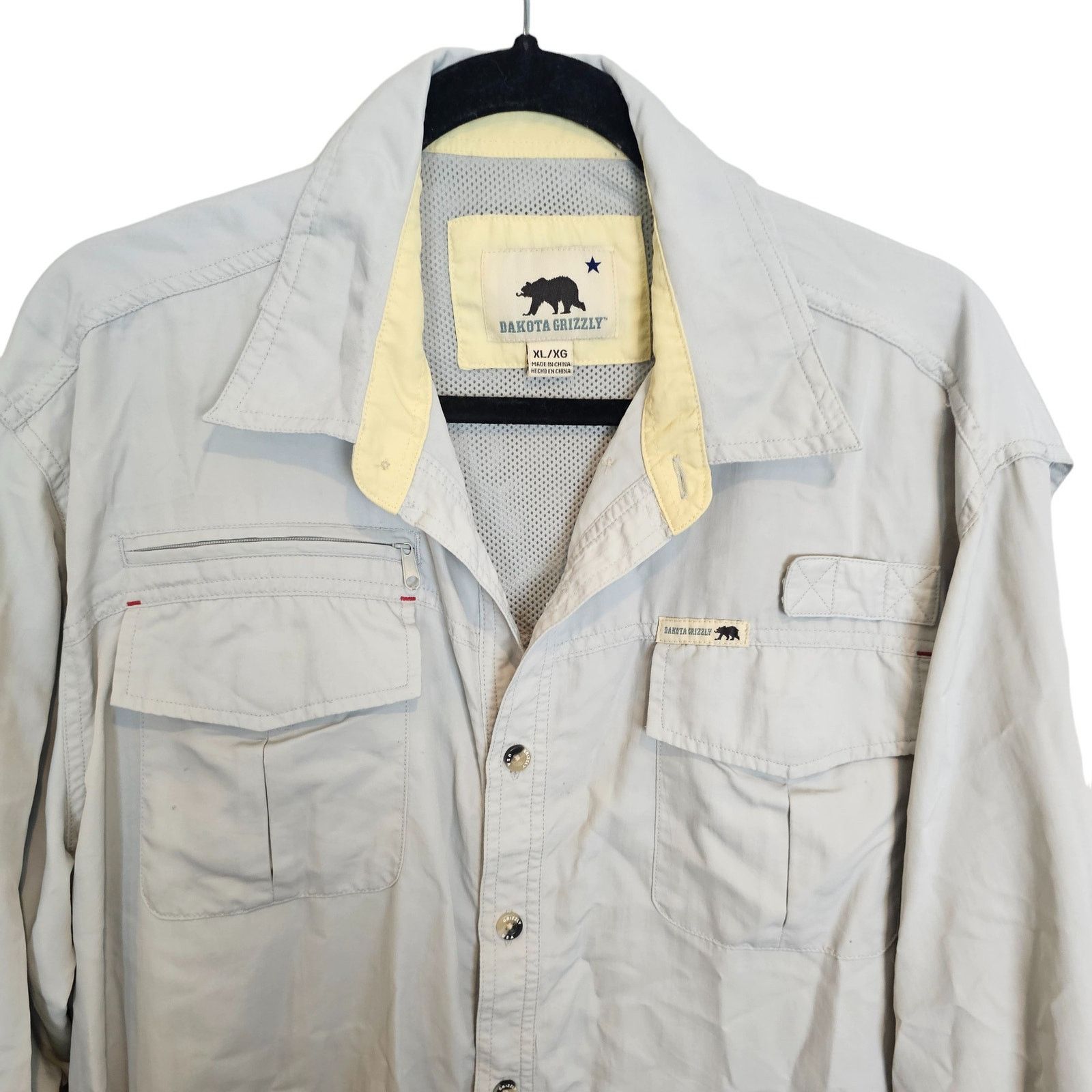 Dakota Grizzly Dakota Grizzly Mens Vented Nylon Shirt Sz XL Gorpcore Trail Size US XL / EU 56 / 4 - 2 Thumbnail