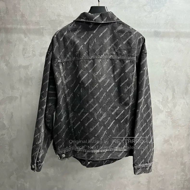Balenciaga Balenciaga Black Letter Logo Full Print Single Button Deni Size US L / EU 52-54 / 3 - 5 Thumbnail