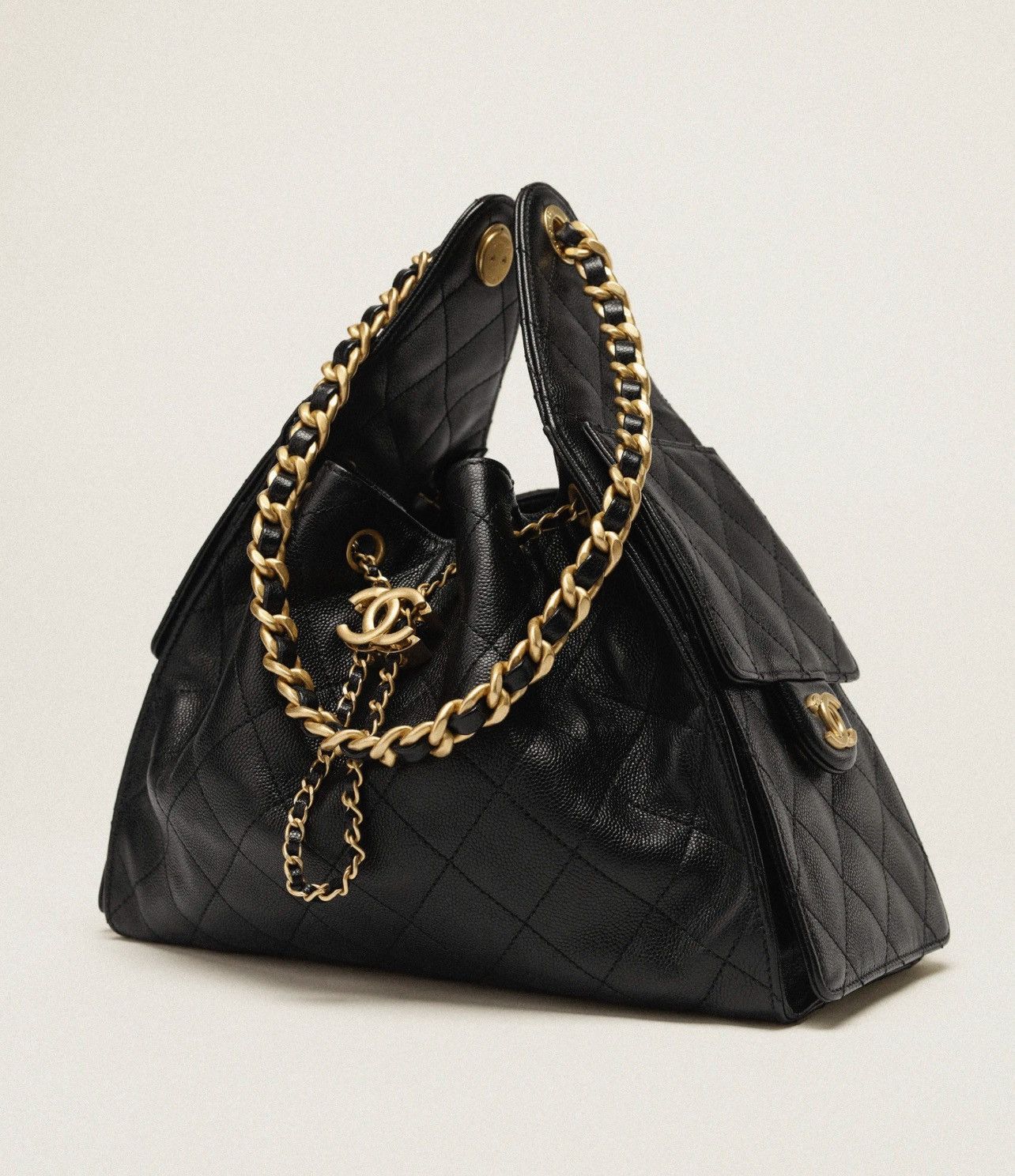 Chanel Chanel 25 Small Handbag Size ONE SIZE - 1 Thumbnail