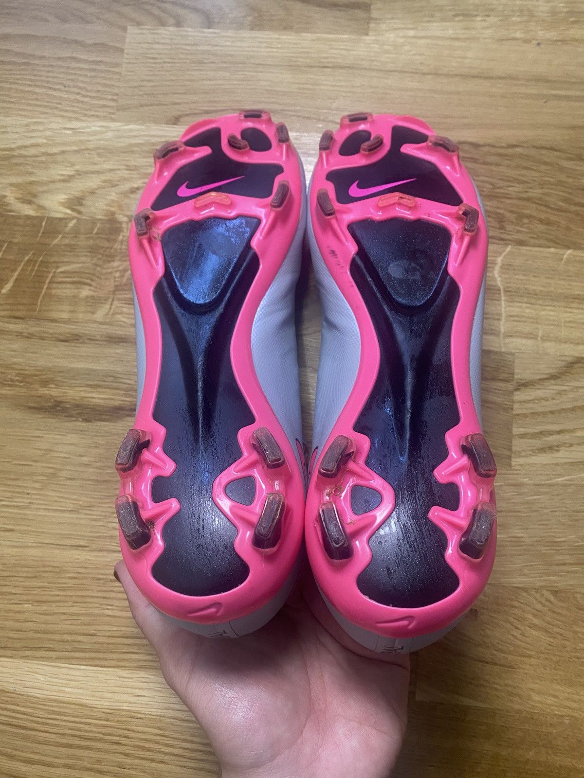 Nike Nike Mercurial Vapor X FGPink Player IssueVictor FischerUS 9 Size US 9 / EU 42 - 8 Thumbnail