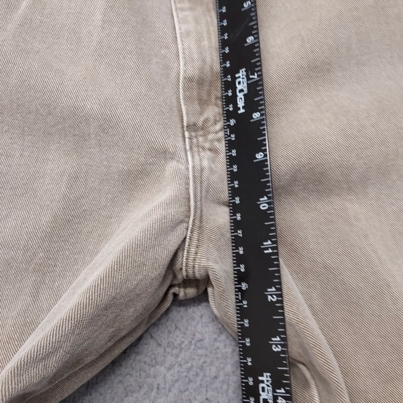 Wrangler VINTAGE Wrangler USA Made Jeans Mens 33 x 32 Beige Cowboy Straight 30x30.5" Denim 5-Pocket WW Size US 33 - 7 Thumbnail
