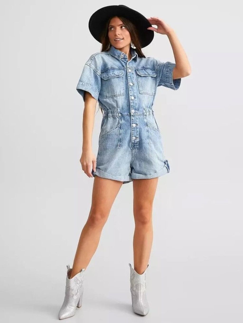 Free People NWT We The Free Marci Denim Overall Short XS Size 25" / US 0 / IT 36 - 1 Thumbnail