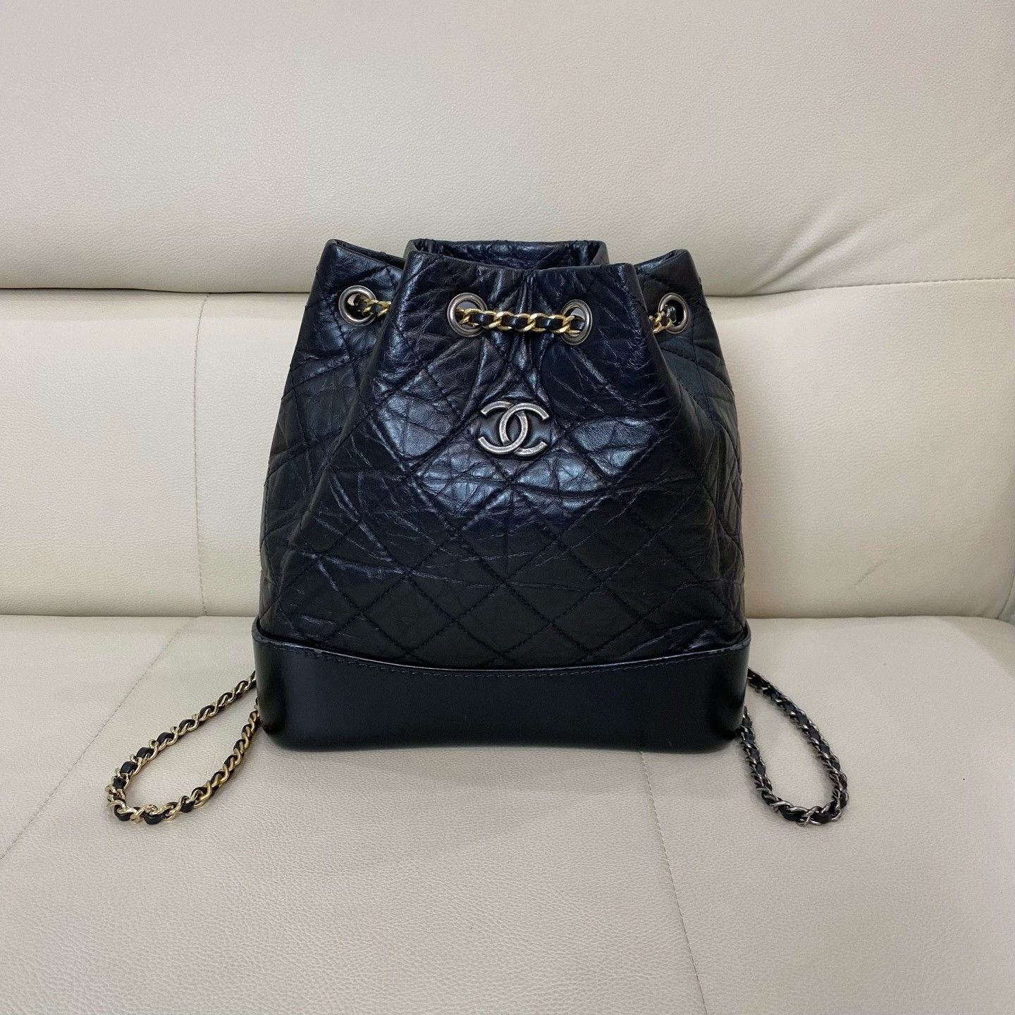 Chanel Pre-loved Bag Very good condition Size ONE SIZE - 1 Thumbnail
