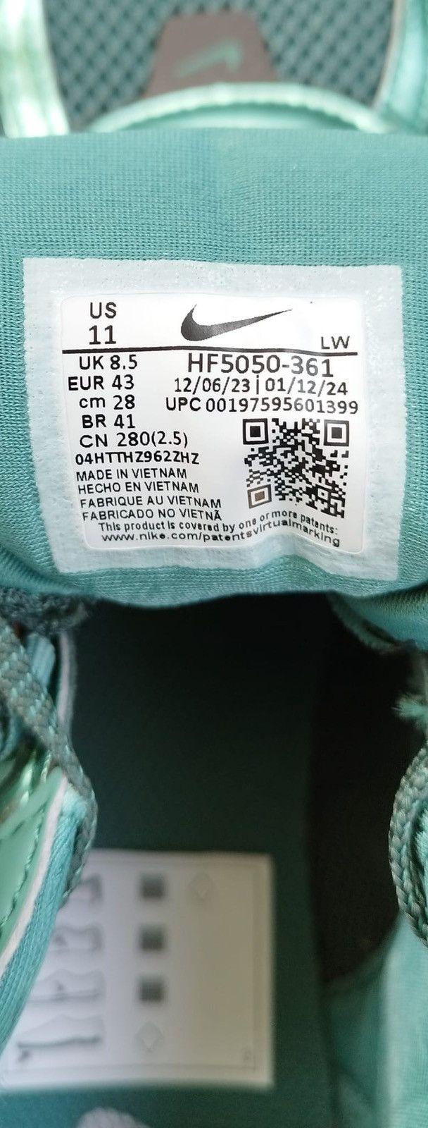 Nike Shoes Nike V2K Run Unisex. Size US 8.5 / EU 41-42 - 7 Thumbnail