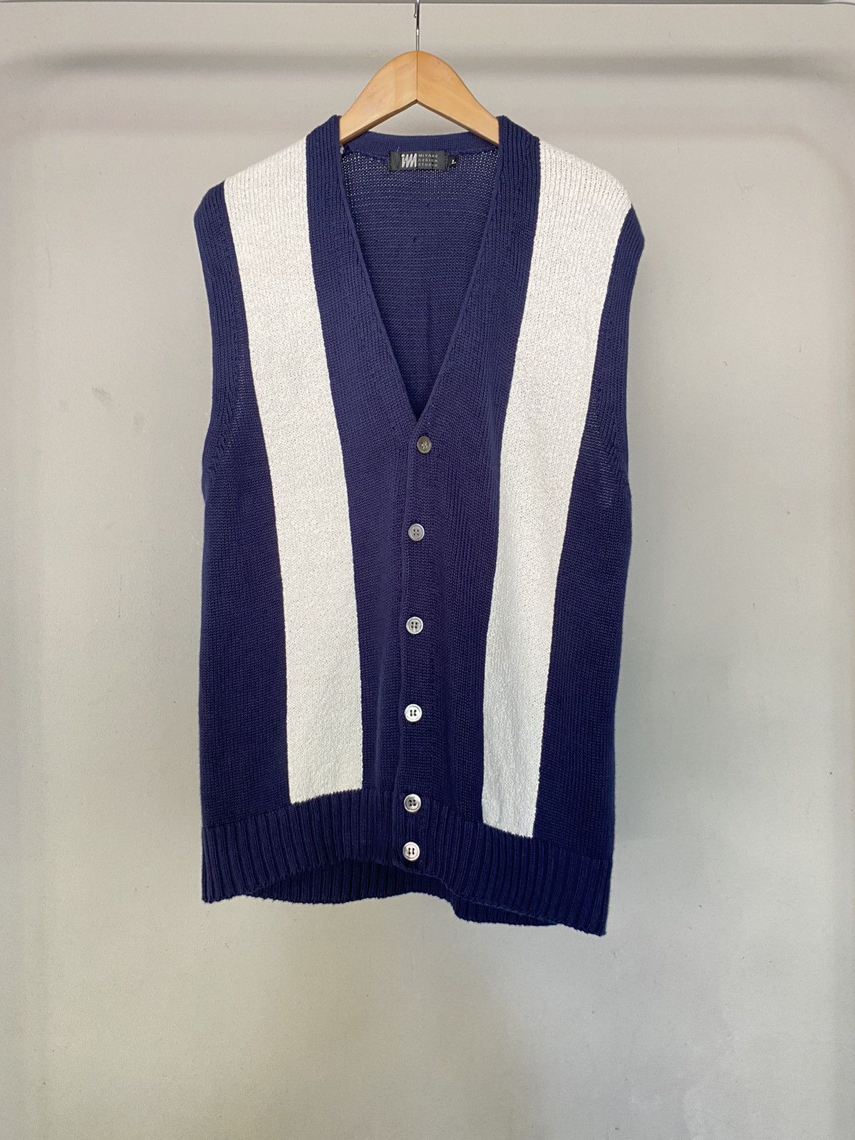 IM Issey Miyake product knitted two tone vest