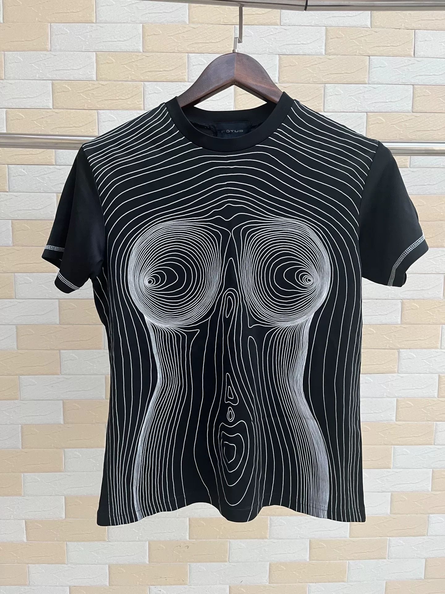 Fotus FOTUS Female Body 3D Print T-shirt Size M / US 6-8 / IT 42-44 - 1 Thumbnail