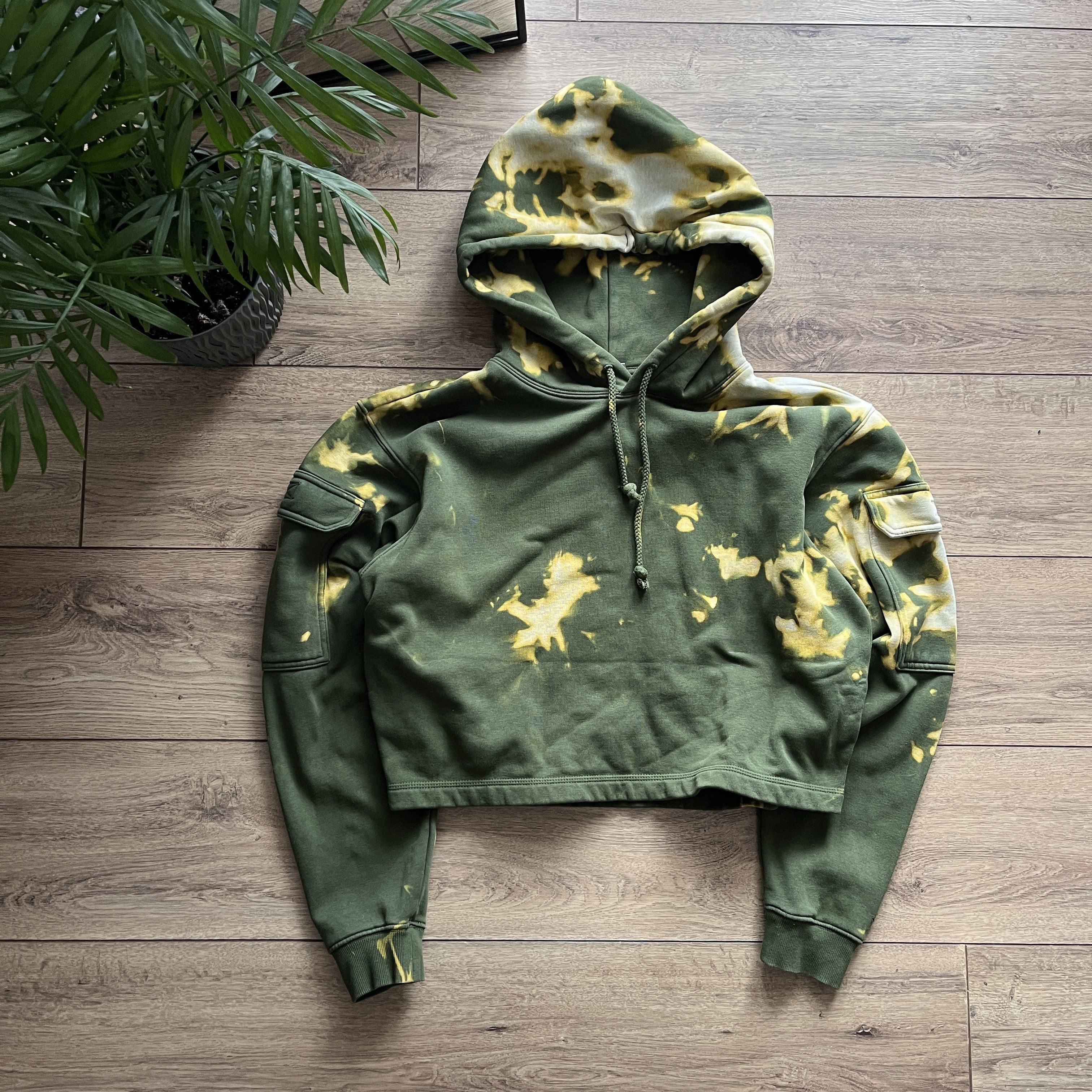 Weekday Weekdey cropped hoodie Weekday Custom Size S / US 4 / IT 40 - 1 Thumbnail