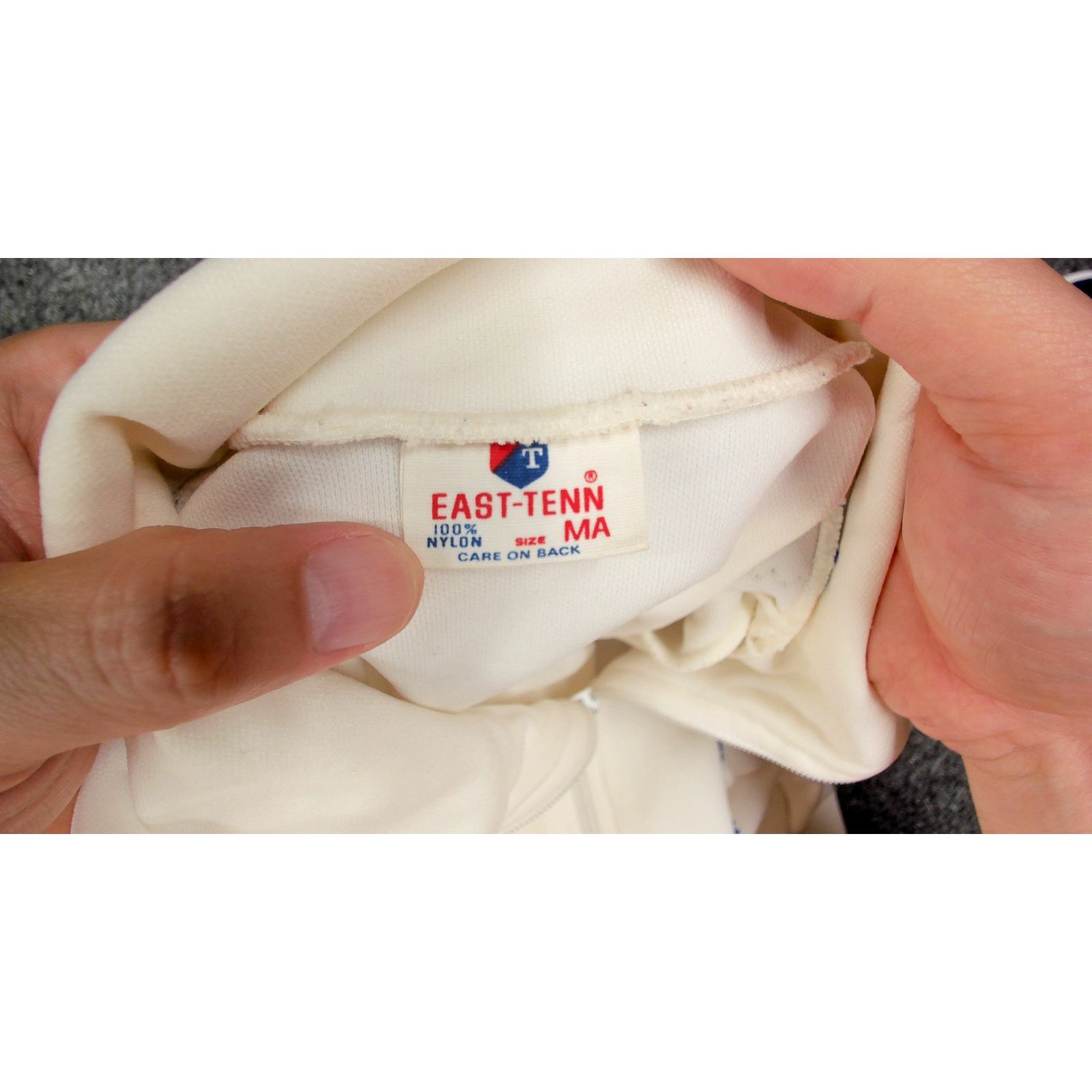 Vintage Vintage 1970s East Tenn Cropped Sleeve Raglan Track Jacket Size US M / EU 48-50 / 2 - 7 Thumbnail