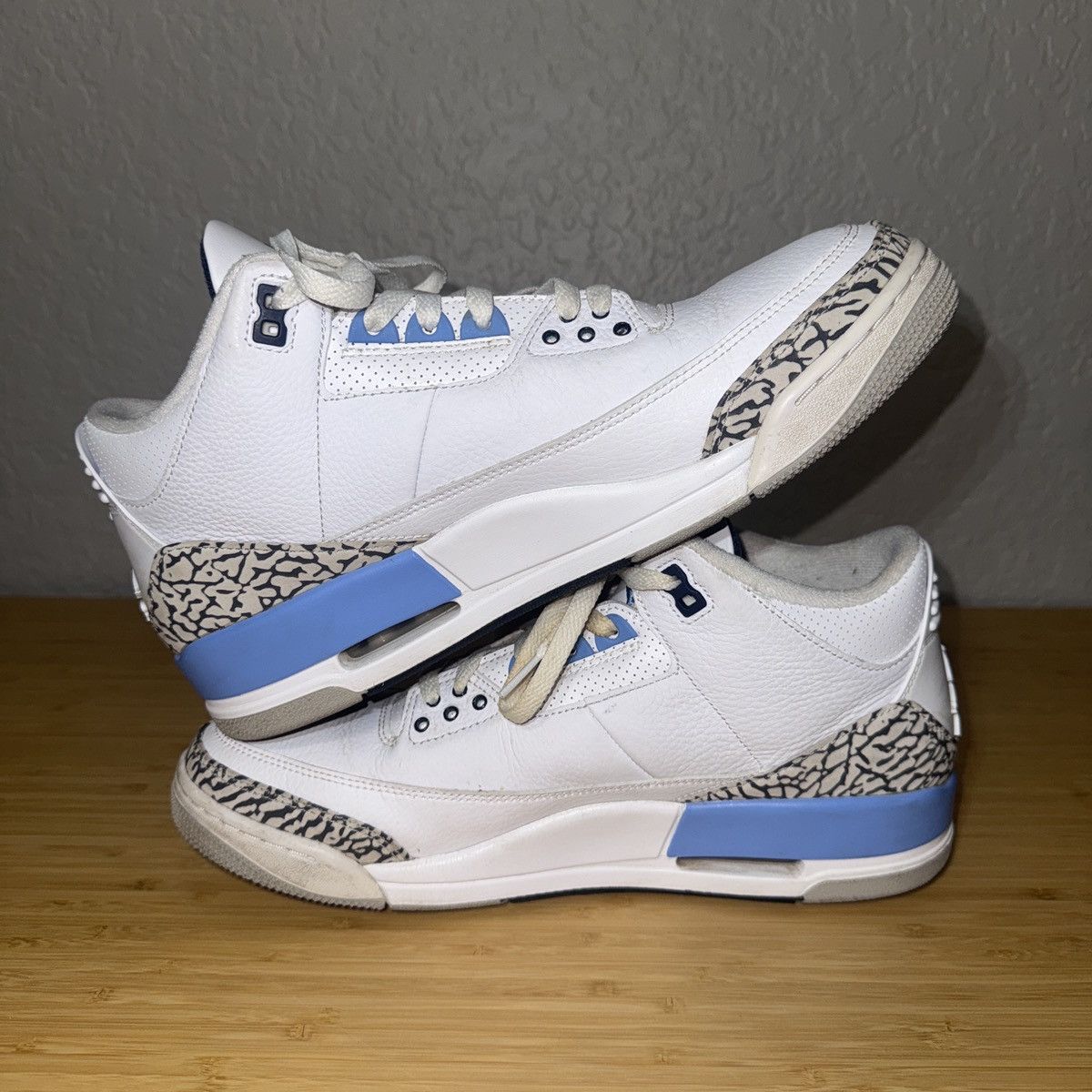 Jordan Brand Air Jordan 3 Retro 'UNC' Size US 11 / EU 44 - 4 Thumbnail