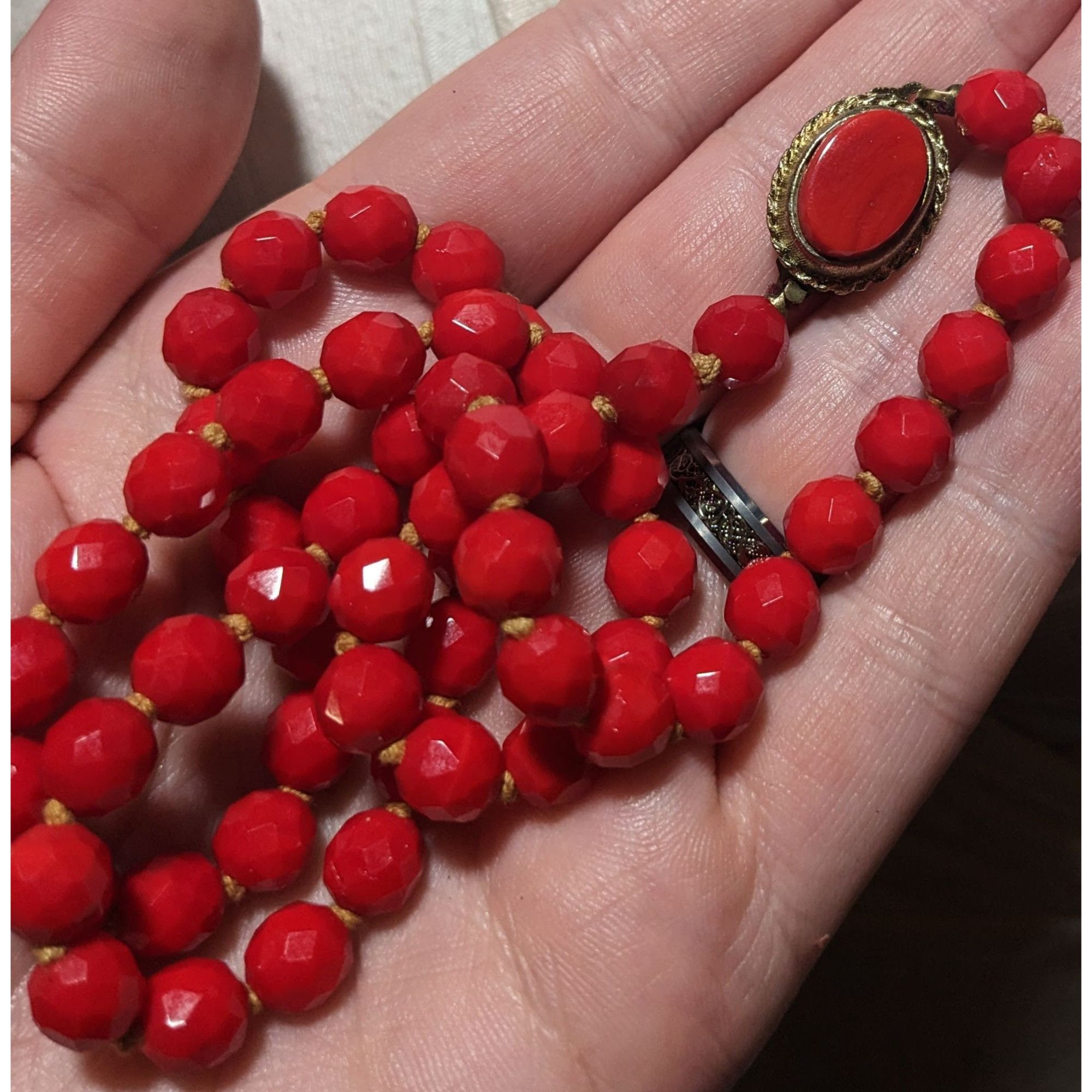 Other Vintage Japanese Red Glass Beaded Necklace Size ONE SIZE - 8 Thumbnail