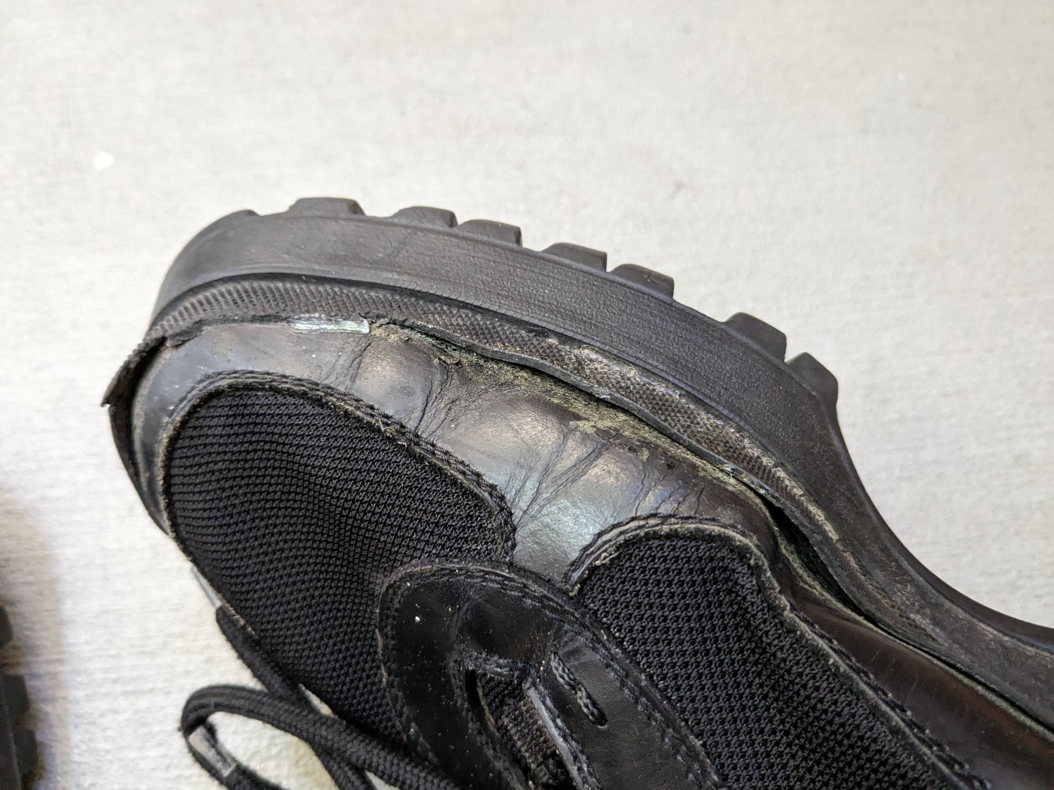 Prada Prada Shoes Black Size 8 Leather Nylon Techwear Lace Up FLAW Size US 8 / EU 41 - 10 Thumbnail