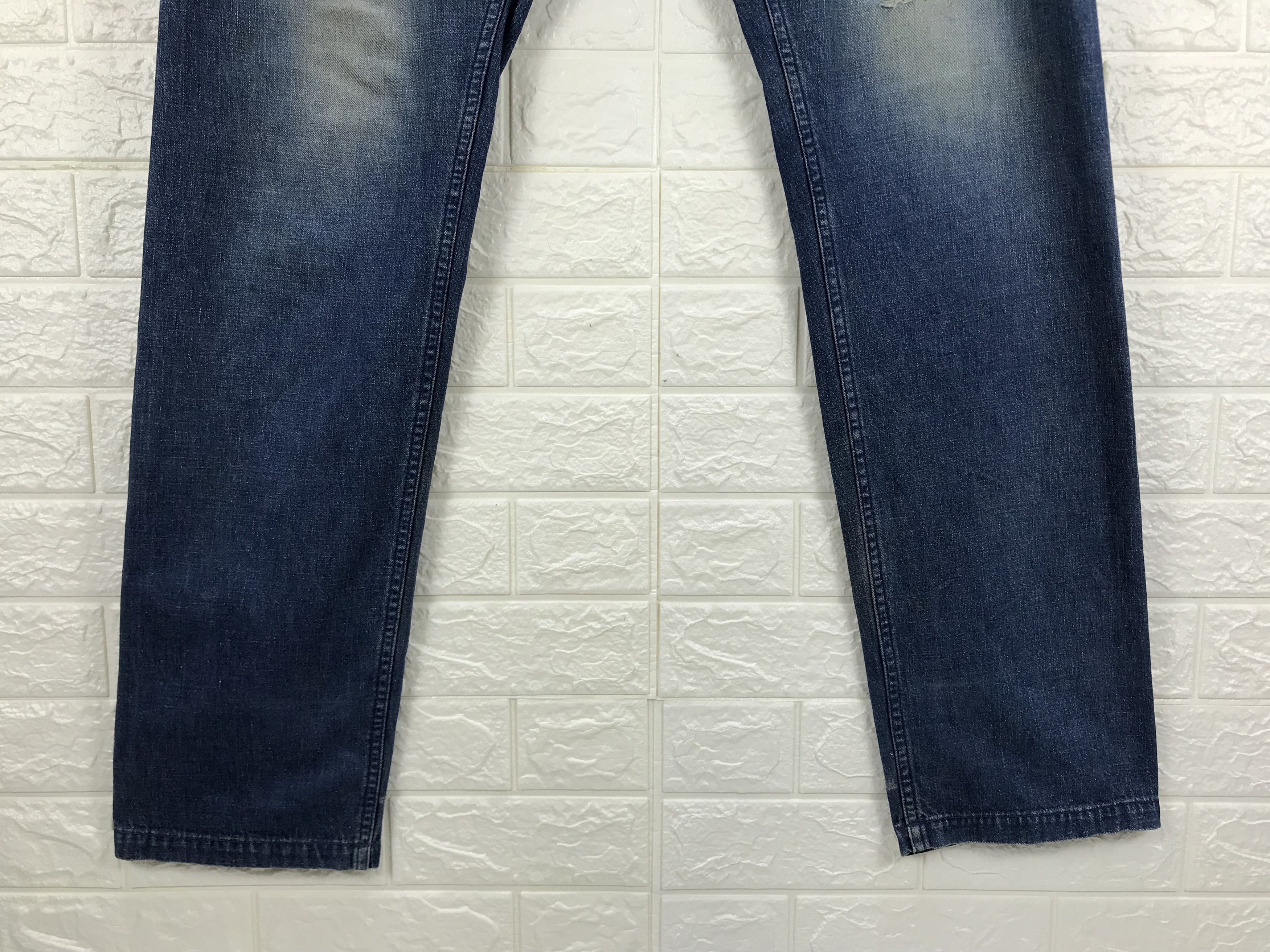 Big John Vintage Big John Buckle Back Distressed Jeans Size US 32 / EU 48 - 4 Thumbnail