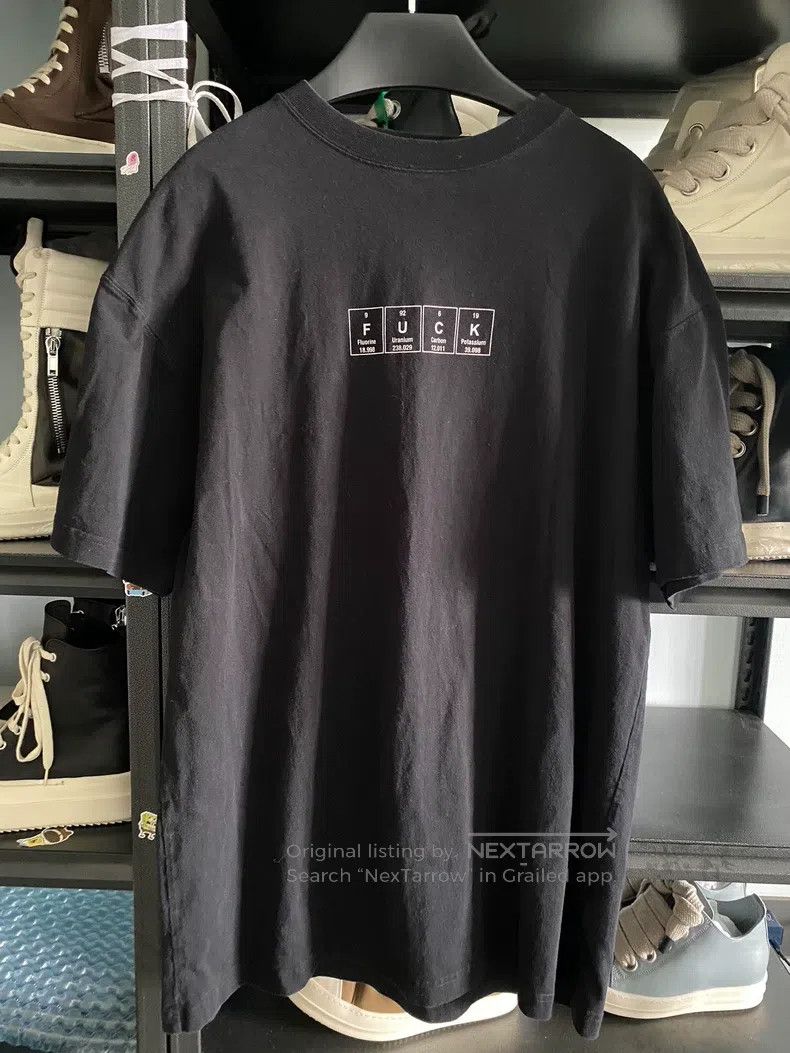 Vetements Vetements Swear Words Short Sleeve Size US S / EU 44-46 / 1 - 1 Thumbnail