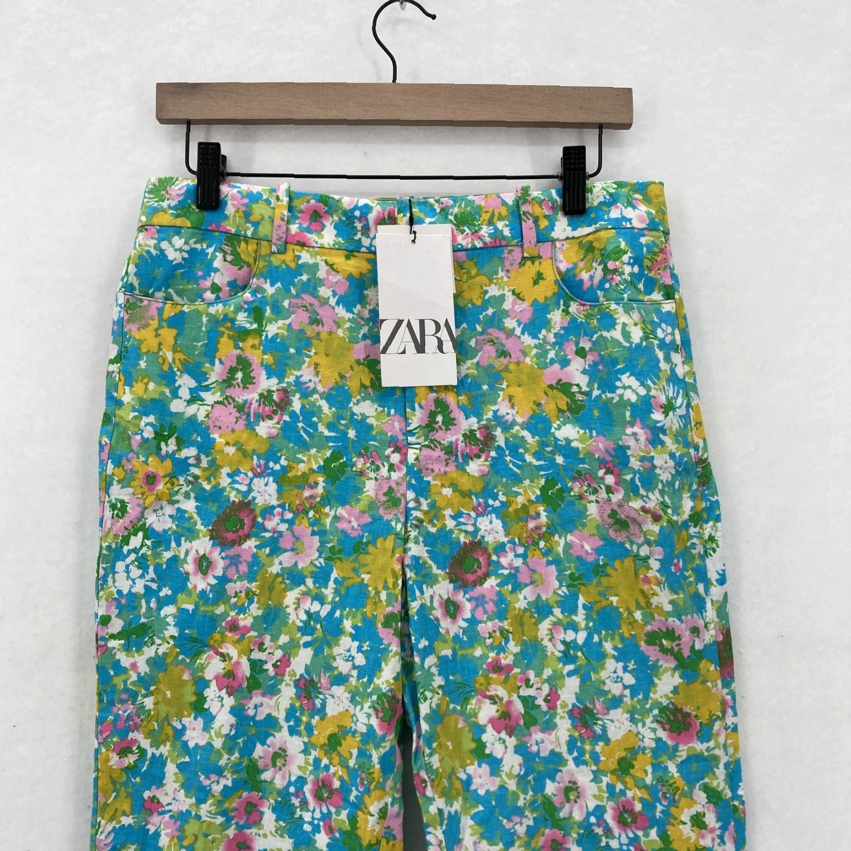 Zara Zara Pants Womens 8 Blue Floral Linen Blend Flare Cropped Boho Festival Hippie Pants Womens 8 Blue Floral Linen Blend Flare Cropped Boho Hippie Size 30" / US 8 / IT 44 - 2 Thumbnail