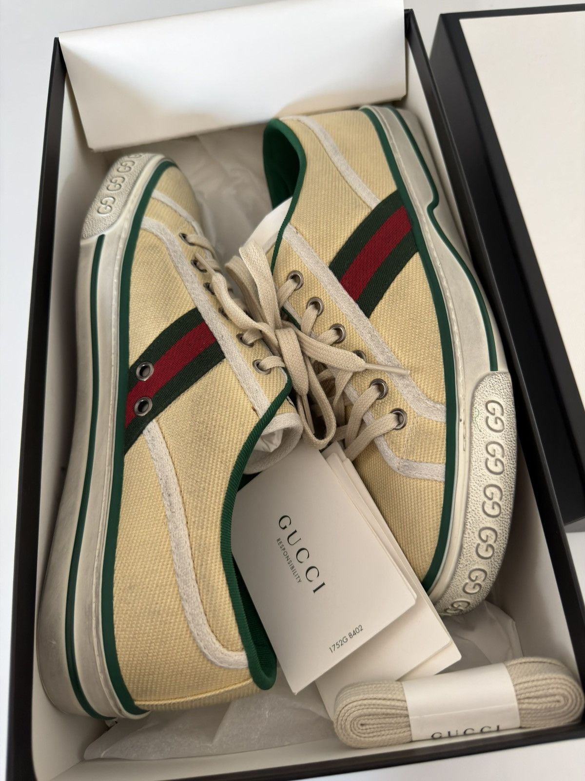 GUCCI Tennis 1977 distressed GG Canvas Web Mens Size 8