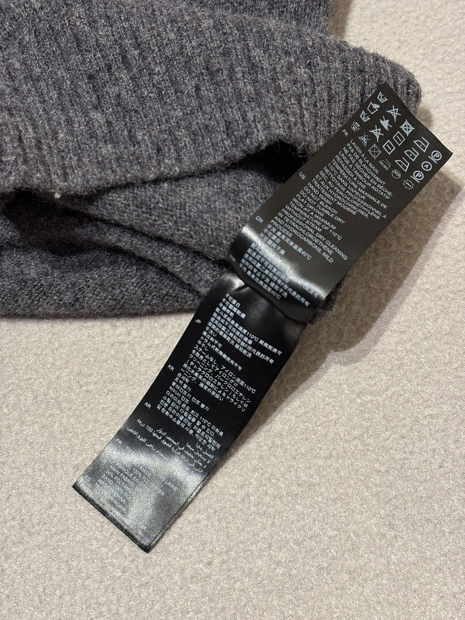 Sandro Sandro V-neck sweater size 0 Size XS / US 0-2 / IT 36-38 - 10 Thumbnail