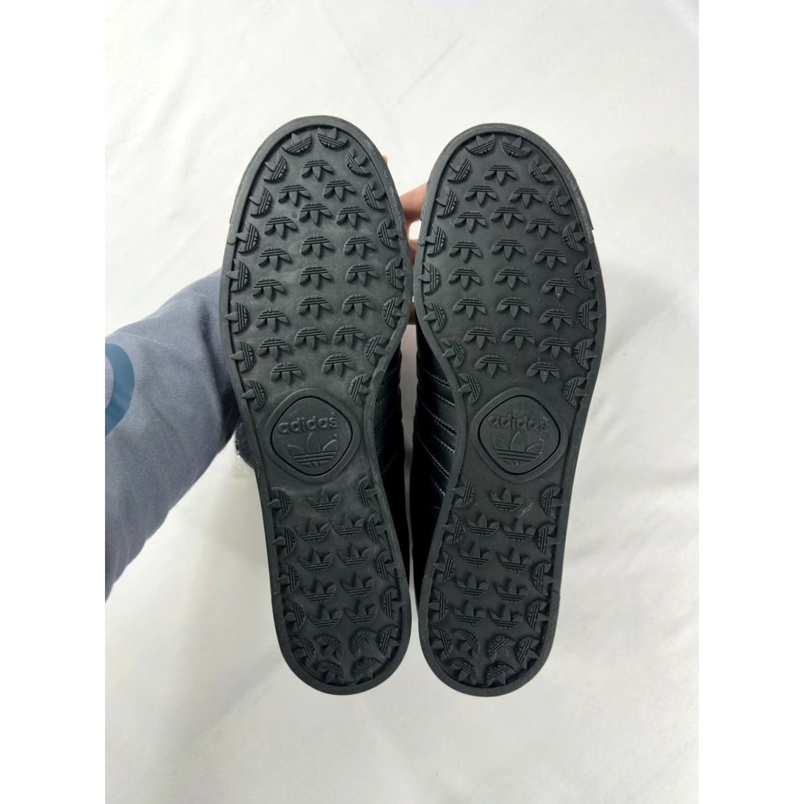Adidas Adidas Samoa Sneaker Low Top G22596 Triple Black 2012 Men's Size 13 Shoes Walking Comfort Vietnam Size US L / EU 52-54 / 3 - 7 Thumbnail
