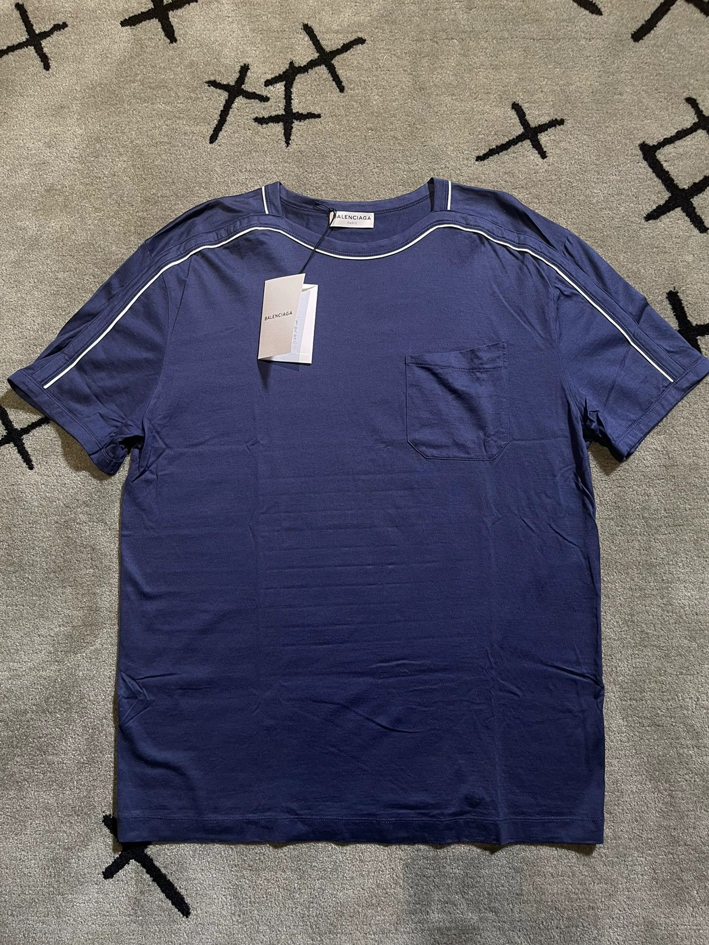 Balenciaga balenciaga short sleeve classic patterned t-shirt Size US S / EU 44-46 / 1 - 1 Thumbnail