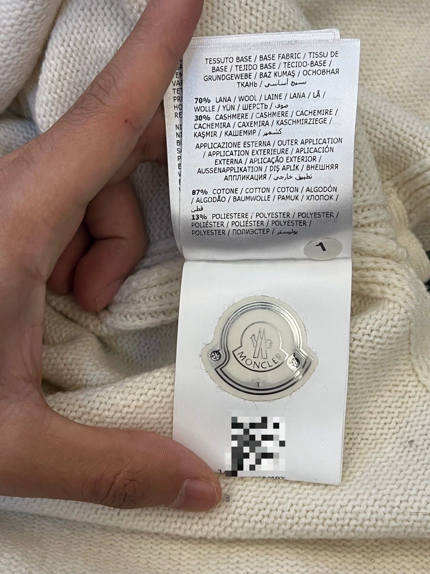 Moncler Moncler Embroidered Logo Tie-White Sweater M Size US M / EU 48-50 / 2 - 5 Thumbnail