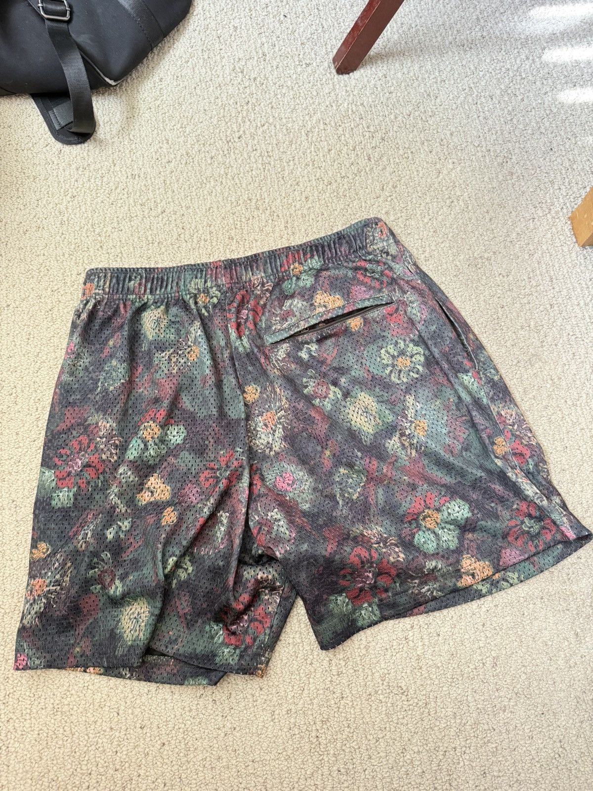 John Elliott New w/out Tags John Elliot Black Floral Medium Shorts Size US 32 / EU 48 - 3 Thumbnail