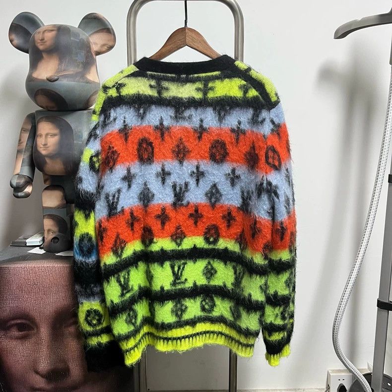 Louis Vuitton Louis Vuitton Seahorse Hair Cardigan sweater 2504-Nextarrow Size US XL / EU 56 / 4 - 2 Thumbnail